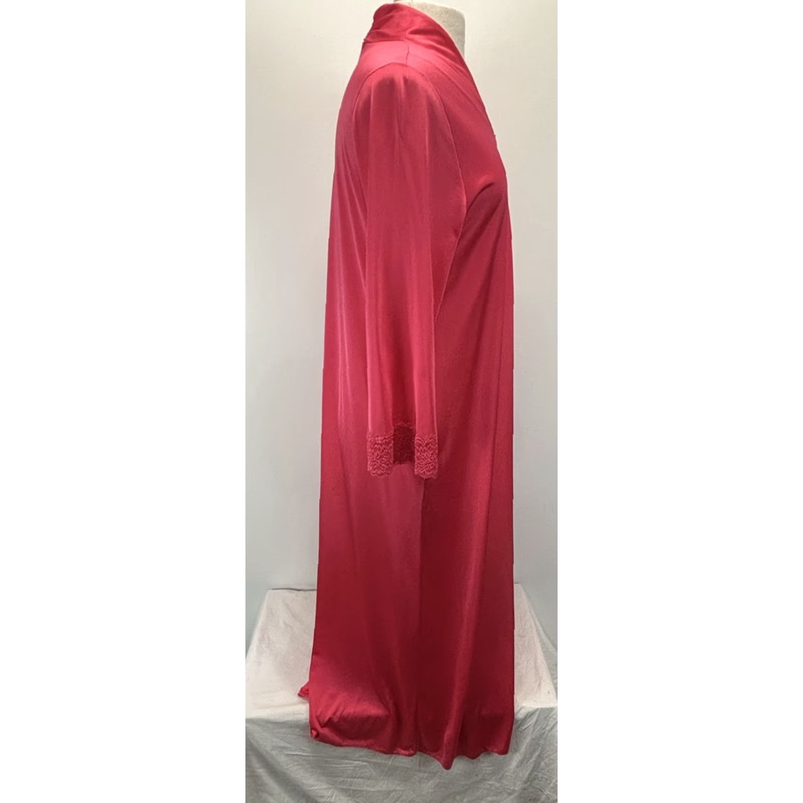 Vintage VINTAGE ShadowLine 1980s Long Nightgown Womens Size Small Pink Nylon Lounge USA Size ONE SIZE - 4 Thumbnail
