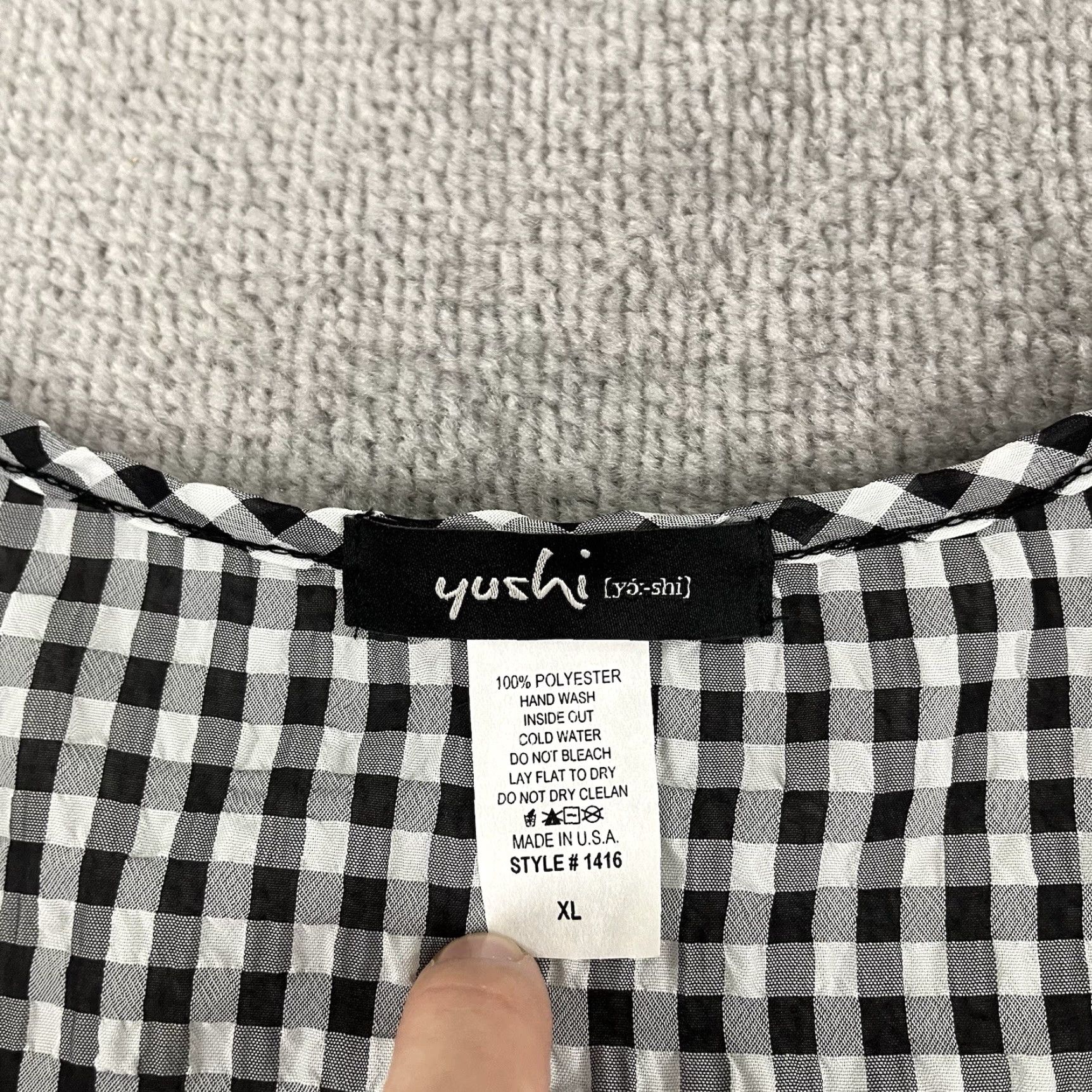 Vintage YUSHI Top Women XL Black White Plaid Asymmetric Slit Scoop Neck Blouse Sheer USA Size XL / US 12-14 / IT 48-50 - 2 Thumbnail