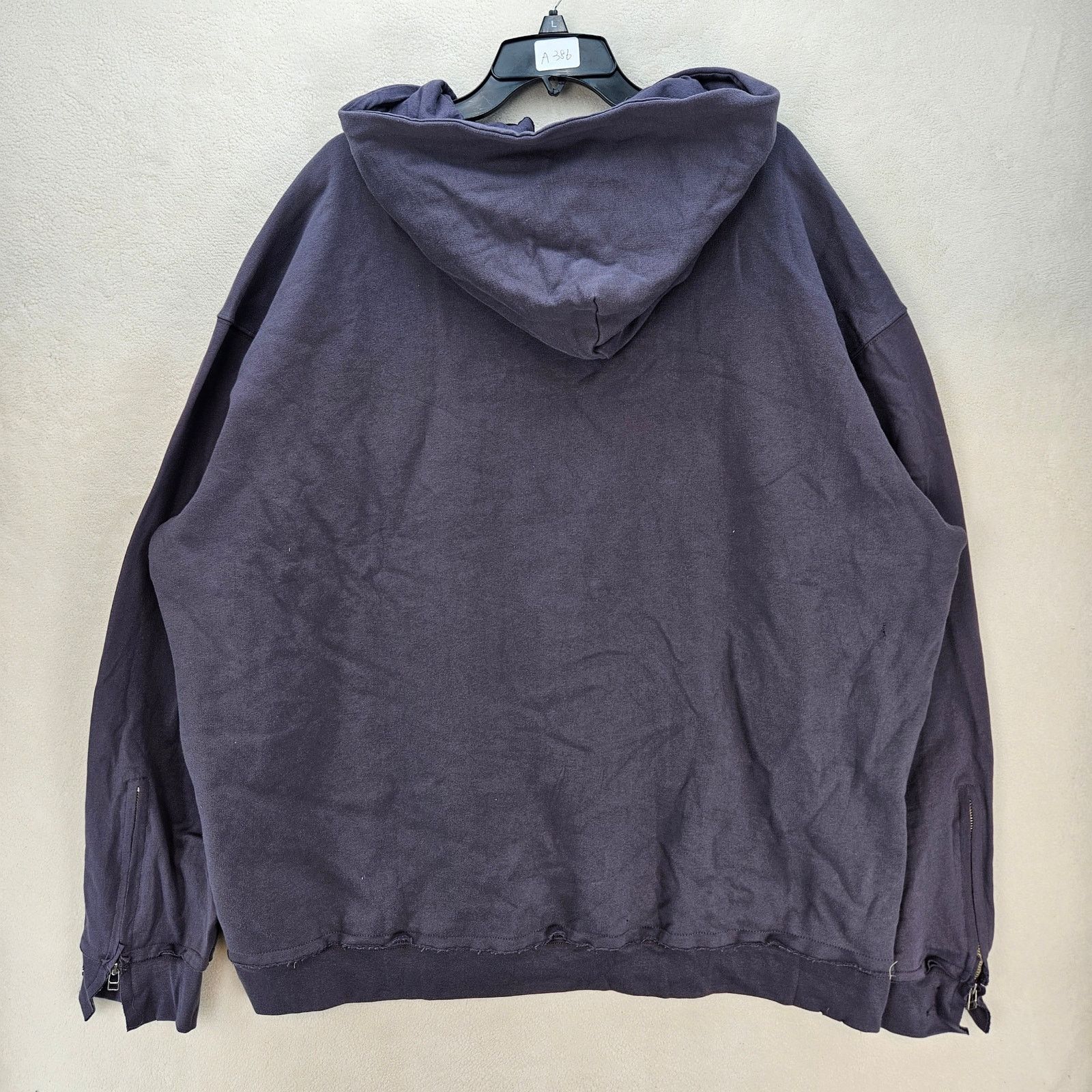 MNML MNML MEN'S XL VINTAGE BLACK MARY PULLOVER HOODIE NWT Size US XL / EU 56 / 4 - 6 Thumbnail