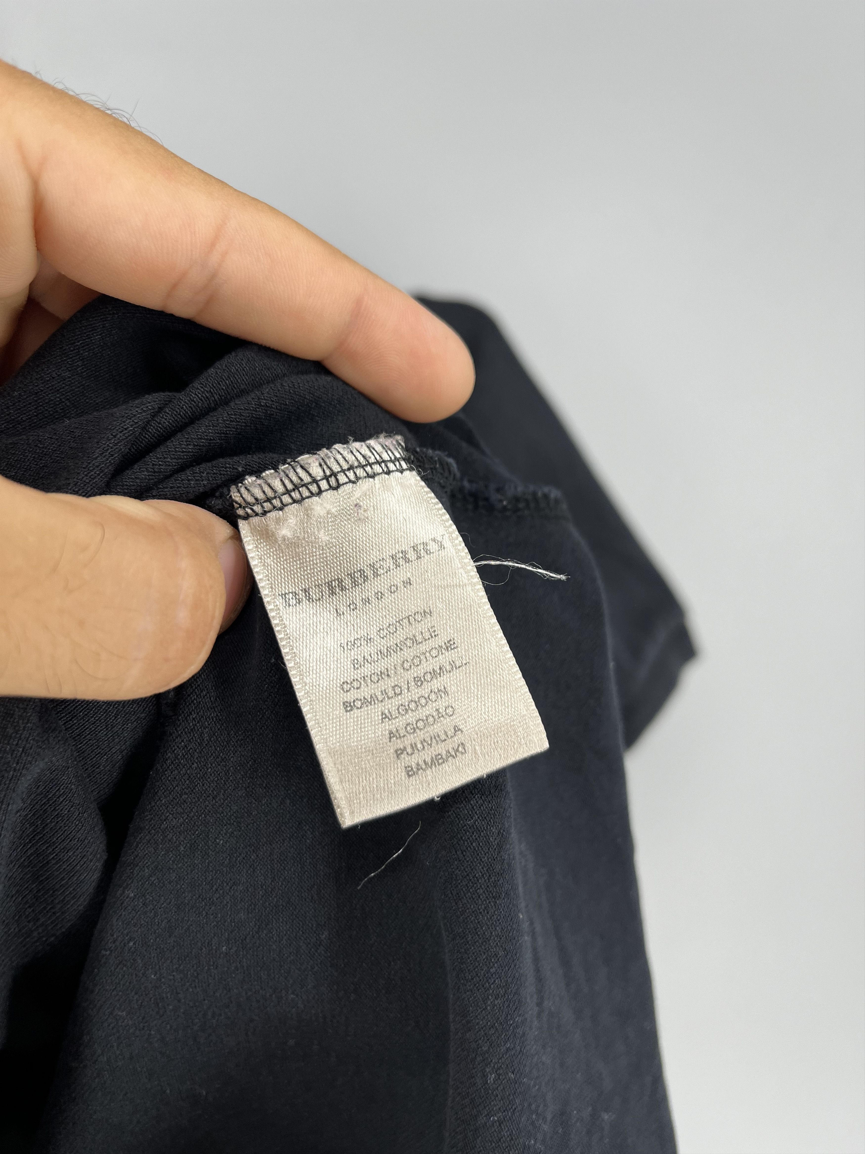 Burberry Vintage Y2K Burberry Luxury Polo V Neck T-shirt Streetwear Size XL / US 12-14 / IT 48-50 - 6 Thumbnail