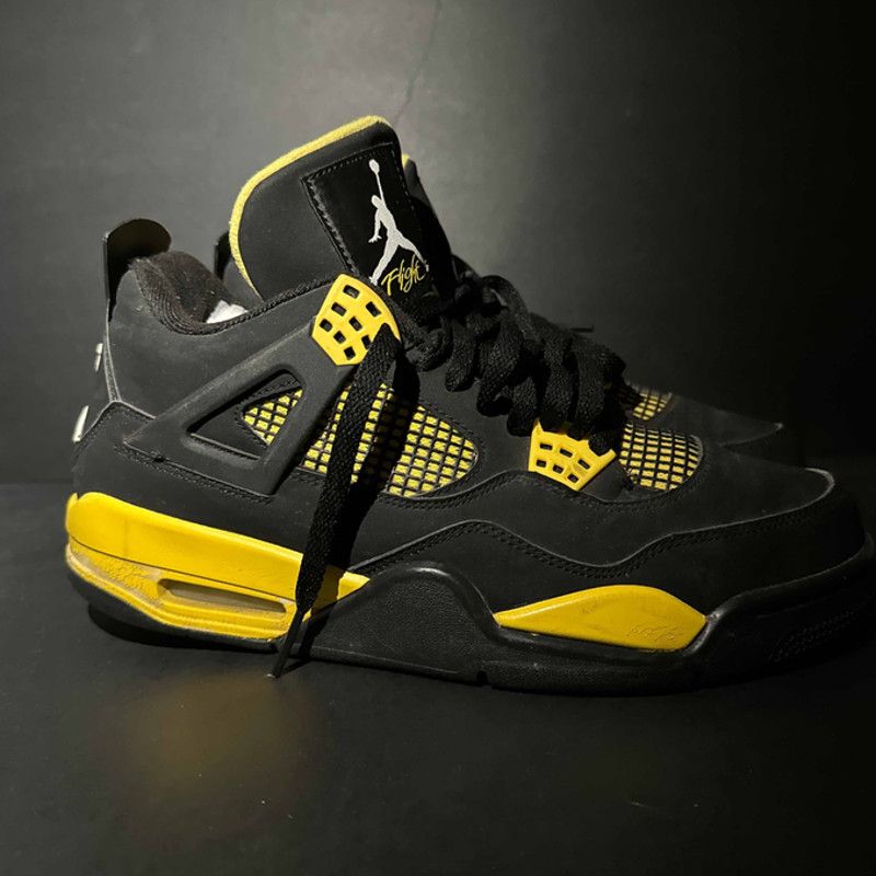 image of Air Jordan 4 Retro 'thunder' 2012 Shoe Size 9 Sku 308497008 in Black, Men's