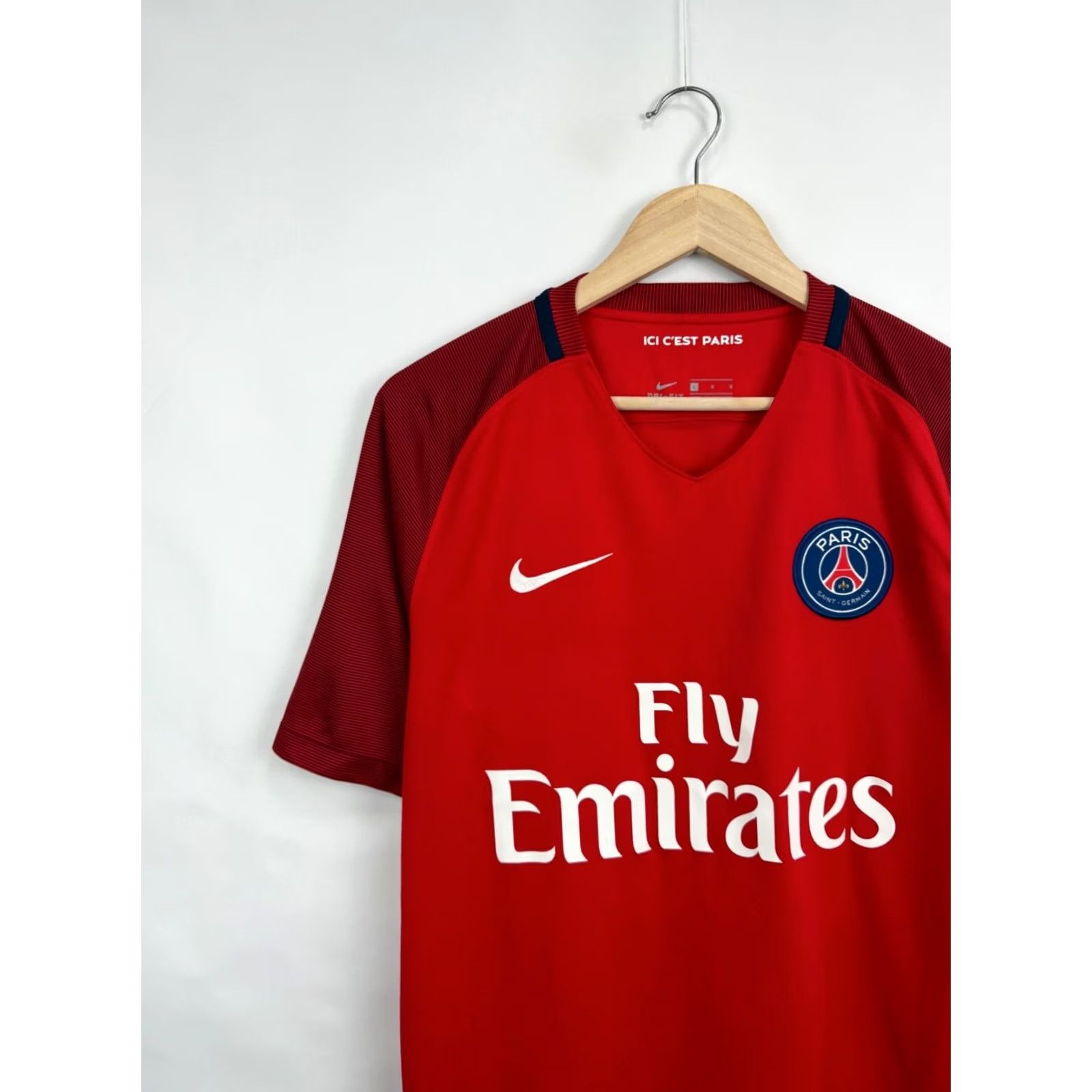 Nike Nike Draxler PSG Paris Saint Germain 2016 Soccer Jersey T-Shirt L Red Mens Size US L / EU 52-54 / 3 - 4 Thumbnail
