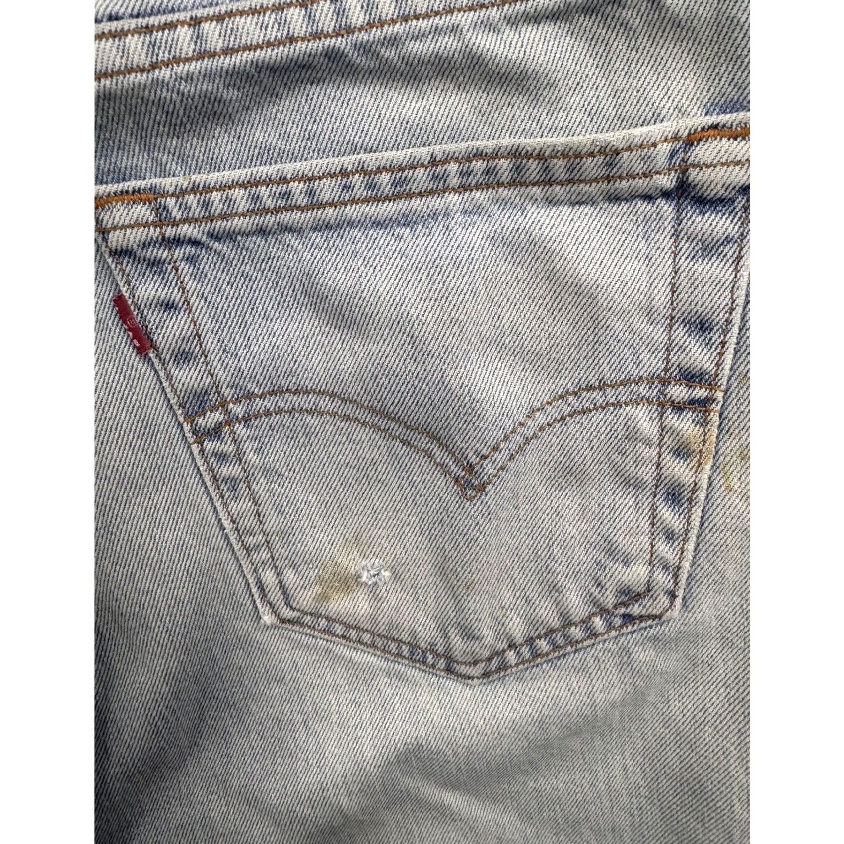 Levi's VINTAGE Levi's 505 Jeans Men 36x32 Light Wash Straight Denim 90s Vintage Style Mens Jeans Size US 36 / EU 52 - 4 Thumbnail