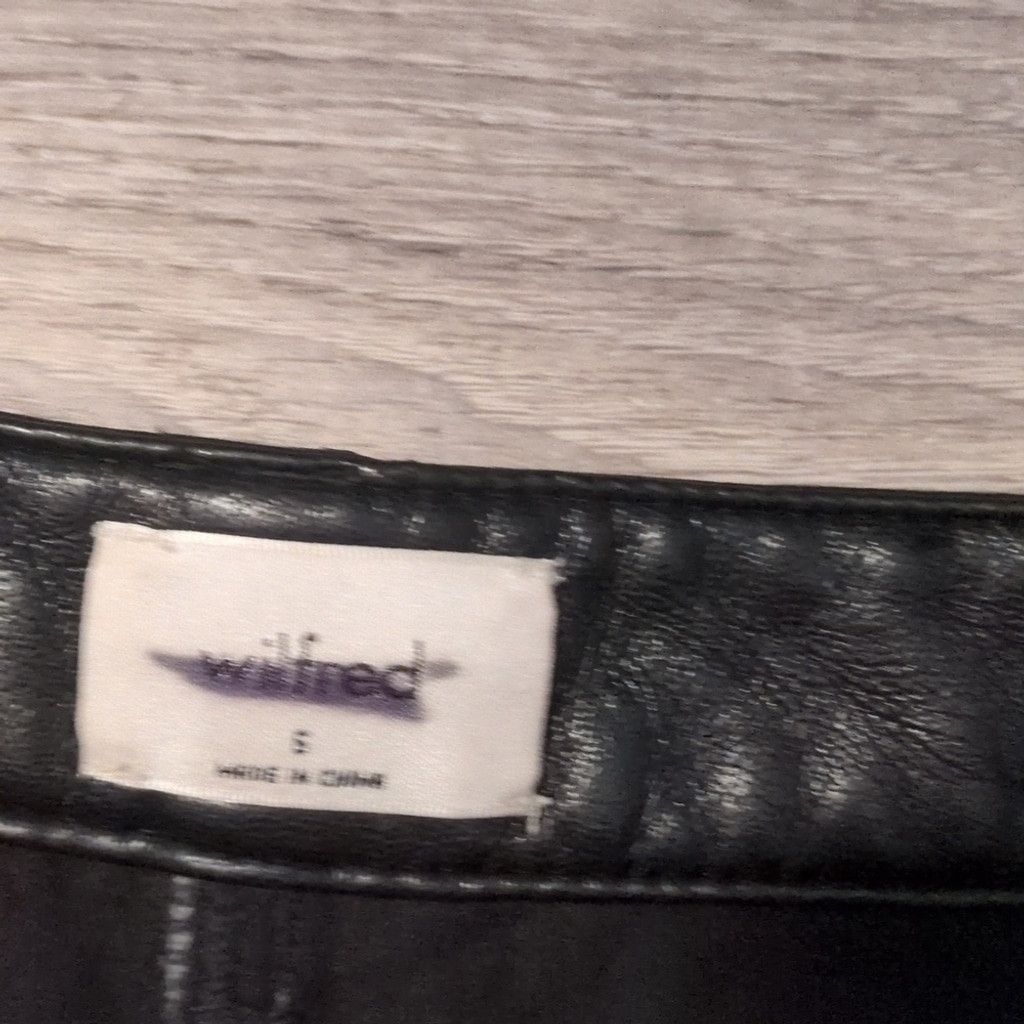 Aritzia Wilfred By Aritzia Black Faux Leather Pants Size Small Size 26" / US 2 / IT 38 - 3 Thumbnail