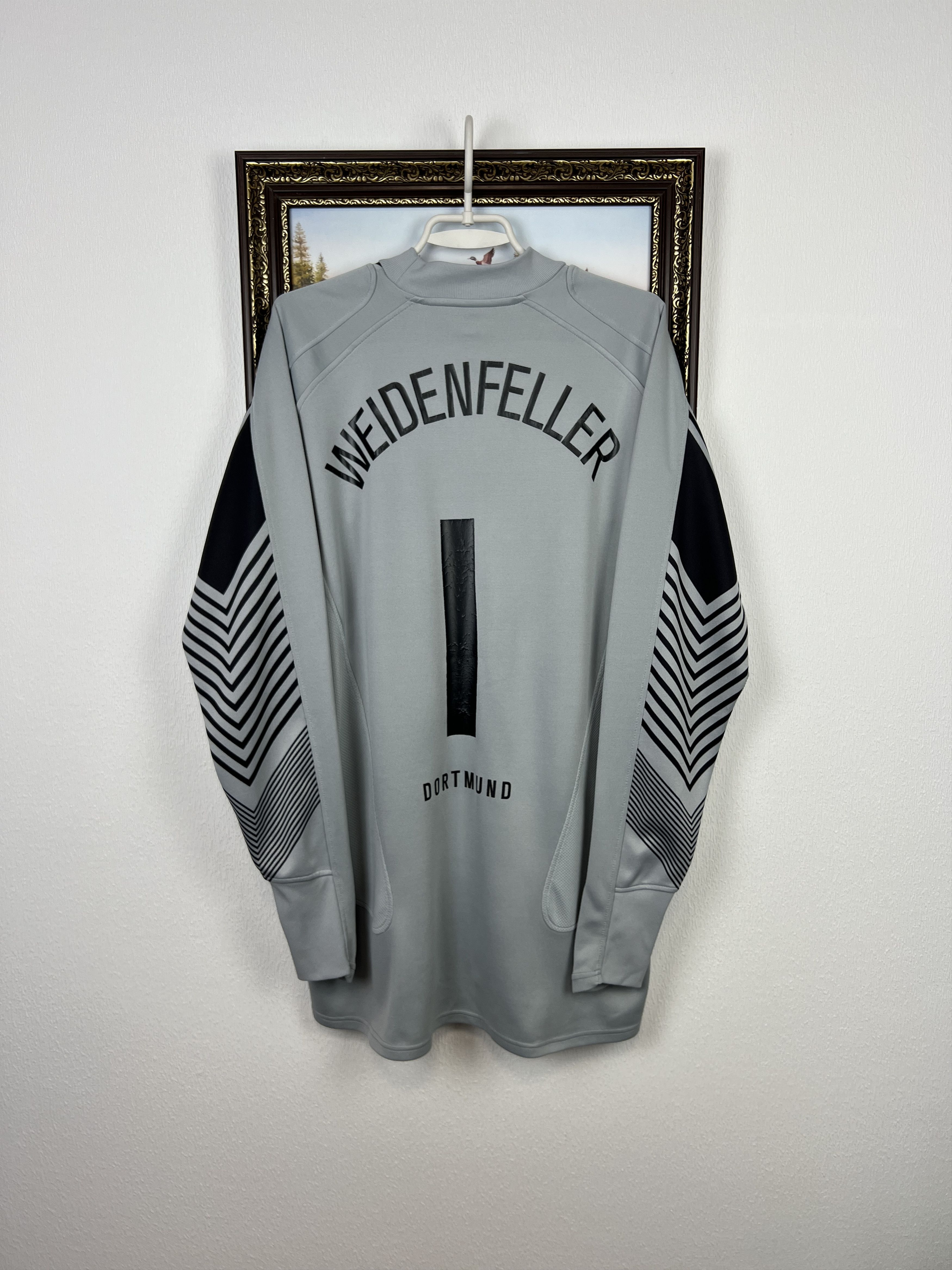 Nike Borussia Dortmund Goalkeeper football Weidenfeller Tee Size US XL / EU 56 / 4 - 1 Thumbnail