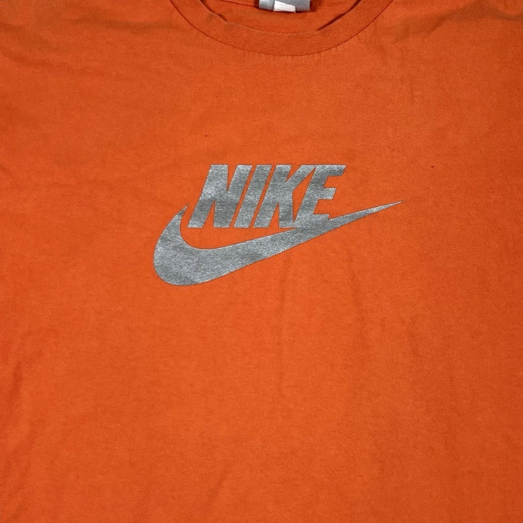 Nike VINTAGE Nike T-Shirt Orange L Men Silver Tag Spellout Big Swoosh Graphic 90s Metal Size US L / EU 52-54 / 3 - 2 Thumbnail