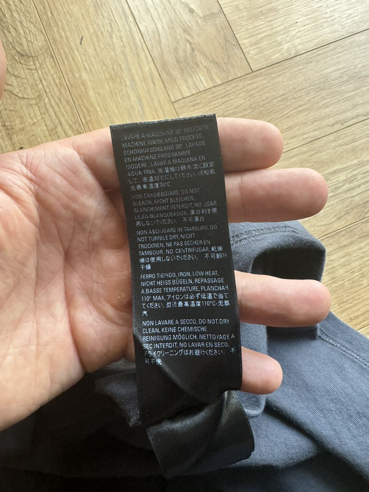 Balenciaga × Designer Balenciaga embroidered political t-shirt Size US S / EU 44-46 / 1 - 7 Thumbnail