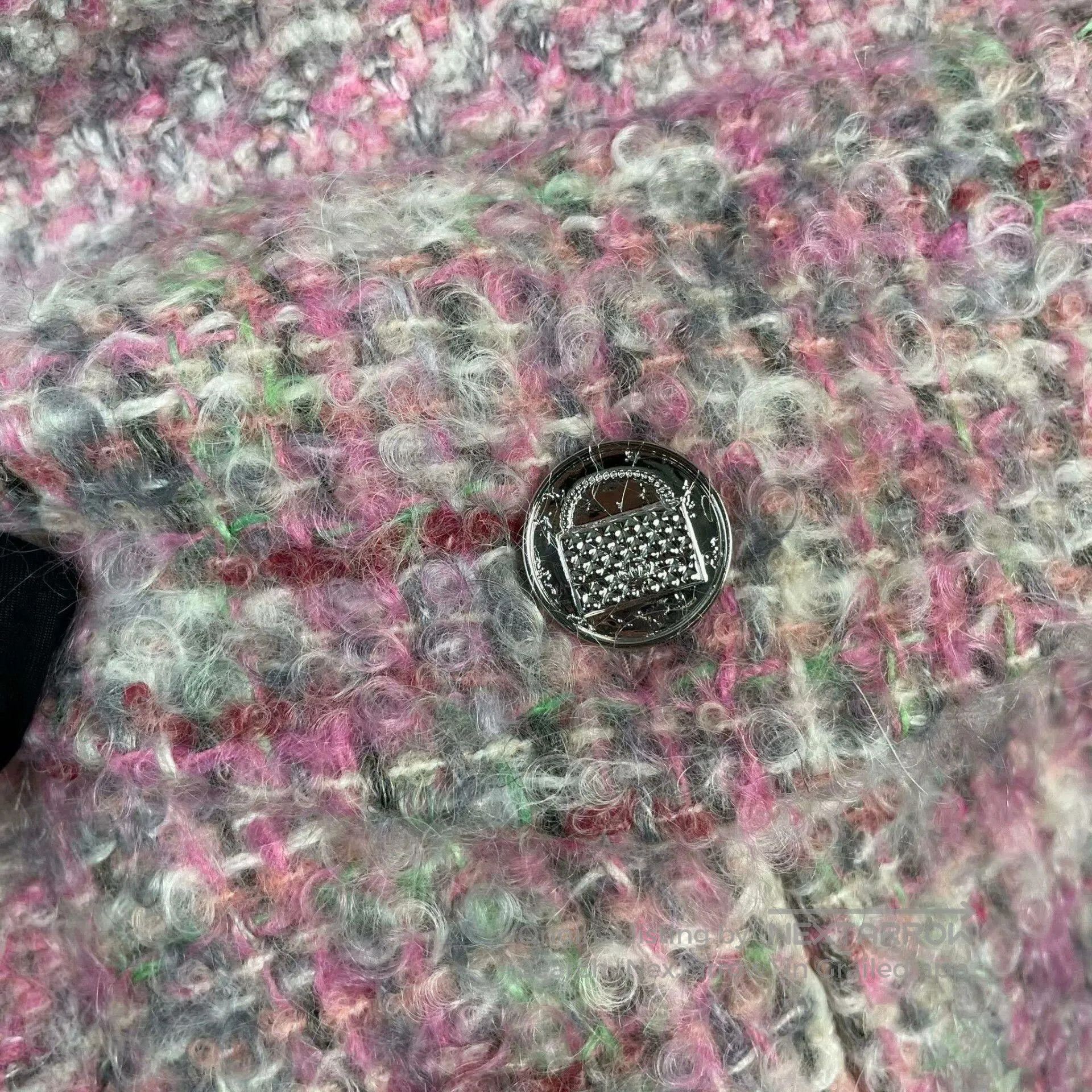 Chanel Chanel 25B Pink Tweed Jacket. Size S / US 4 / IT 40 - 8 Thumbnail