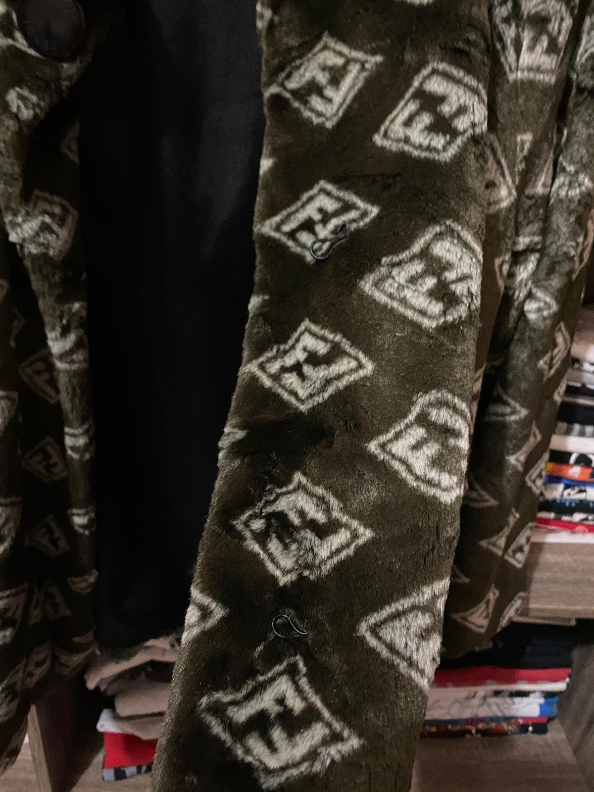 Designer × Fendi × Vintage Fendi 1990s Faux-fur Jacket Size US L / EU 52-54 / 3 - 9 Thumbnail
