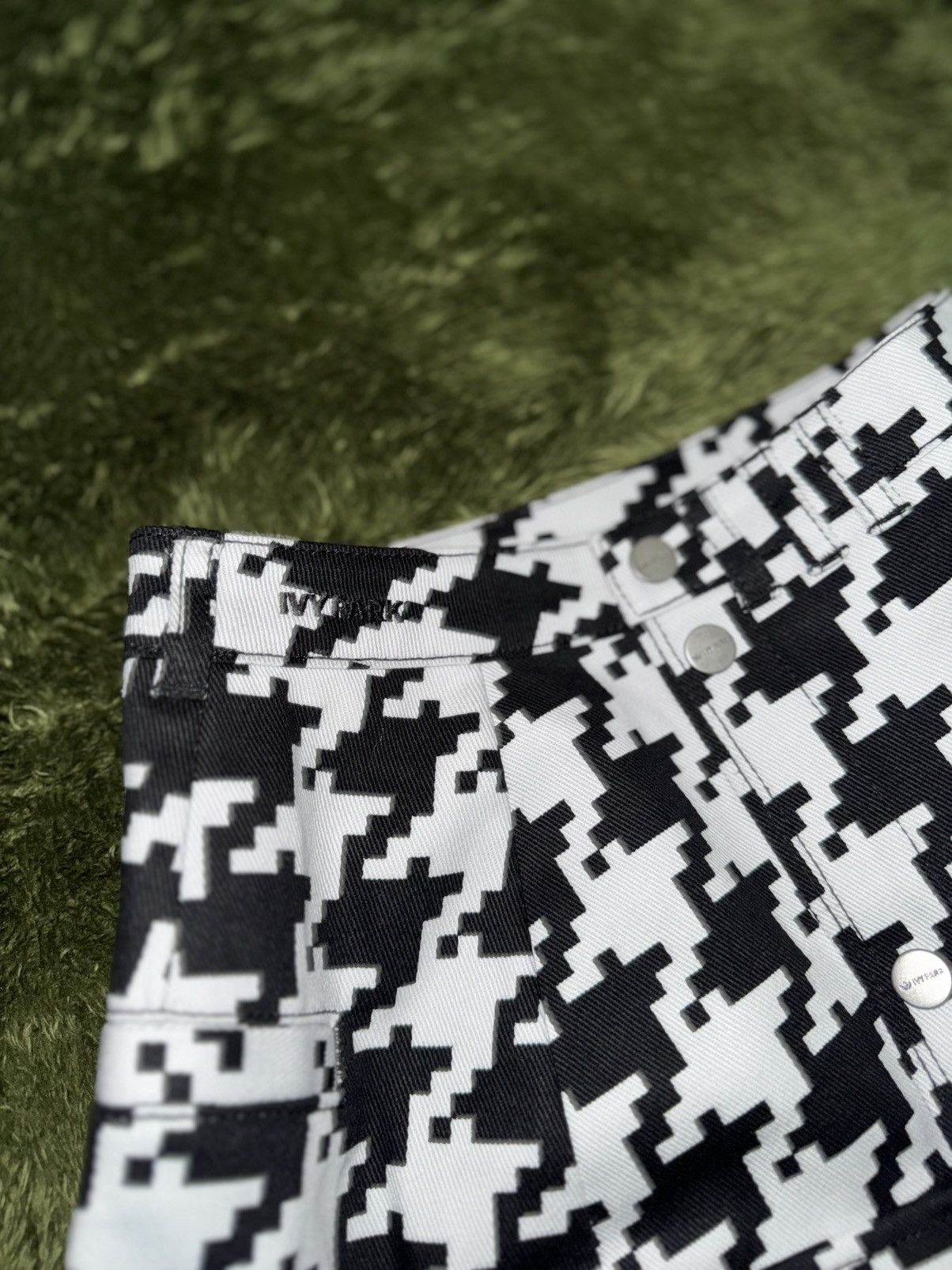 Adidas × Ivy Park [XS] Adidas x IVY PARK Houndstooth Check Skirt Size 27" / US 4 / IT 40 - 6 Thumbnail