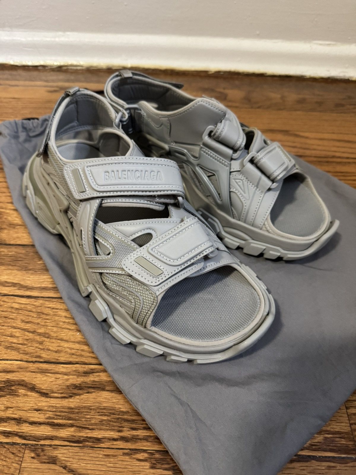 BALENCIAGA track sandal トラック グレー/ブラック 42 Balenciaga Balenciaga Track Sandal | Grailed