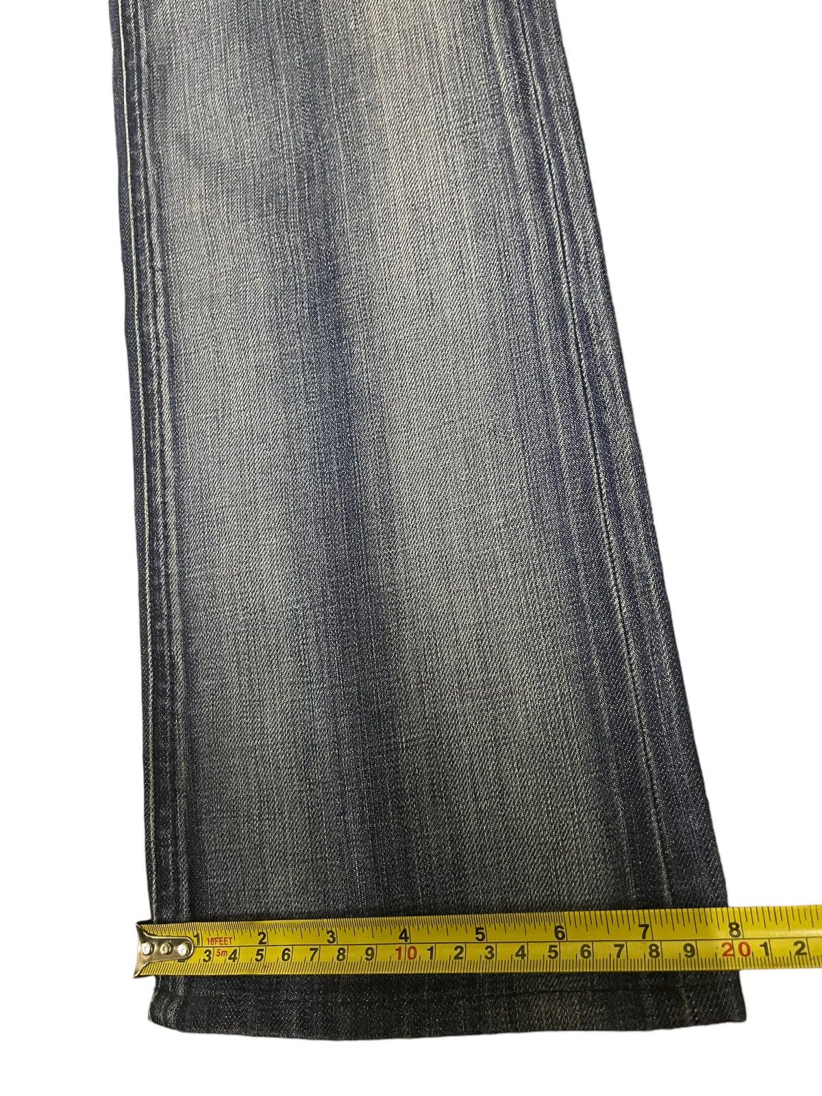 Burberry Vintage Burberry Black Label Blue Wash Flare Jeans Size US 30 / EU 46 - 16 Thumbnail