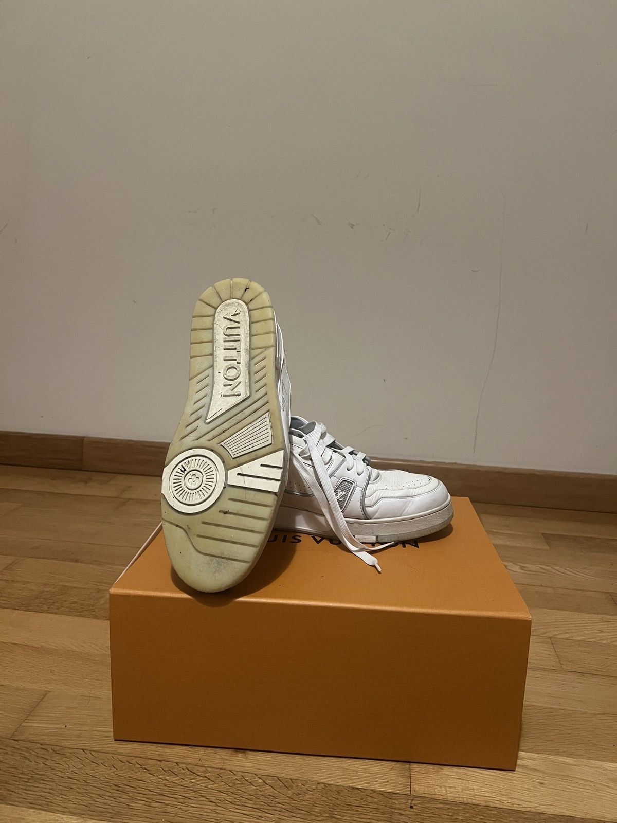 Louis Vuitton LV Sneaker Size US 10 / EU 43 - 5 Thumbnail