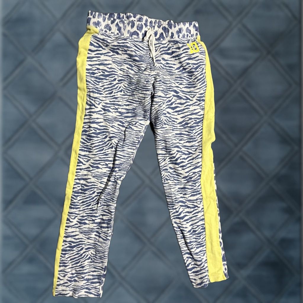 Victoria's Secret Victoria's Secret Stretch Fleece Jogger White Blue Animal Sweatpants Small Size 28" / US 6 / IT 42 - 1 Thumbnail