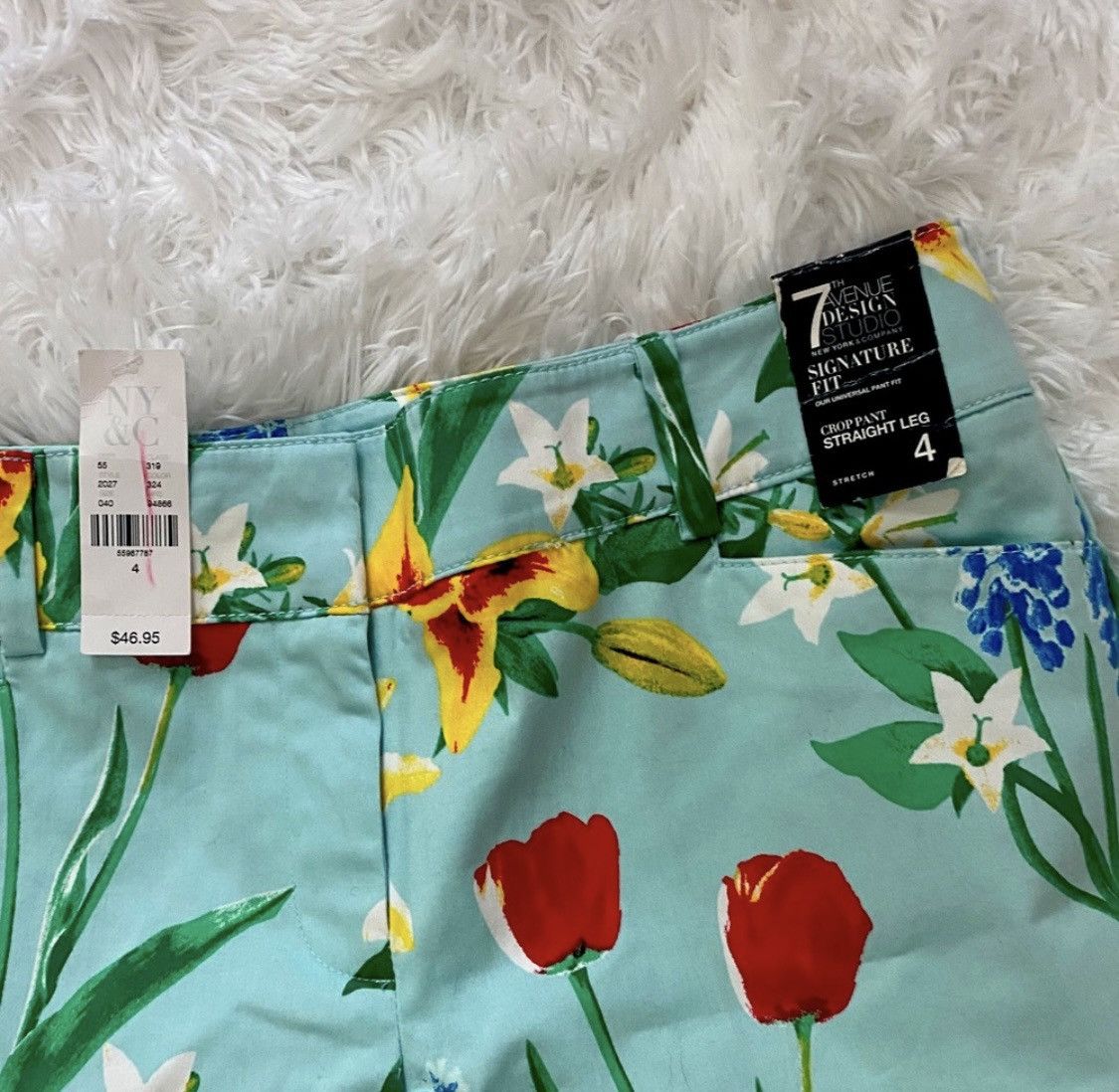 Other NY & CO AQUAMARINE FLORAL CROPPED KHAKIS ANKLE PANTS Size 27" / US 4 / IT 40 - 2 Thumbnail