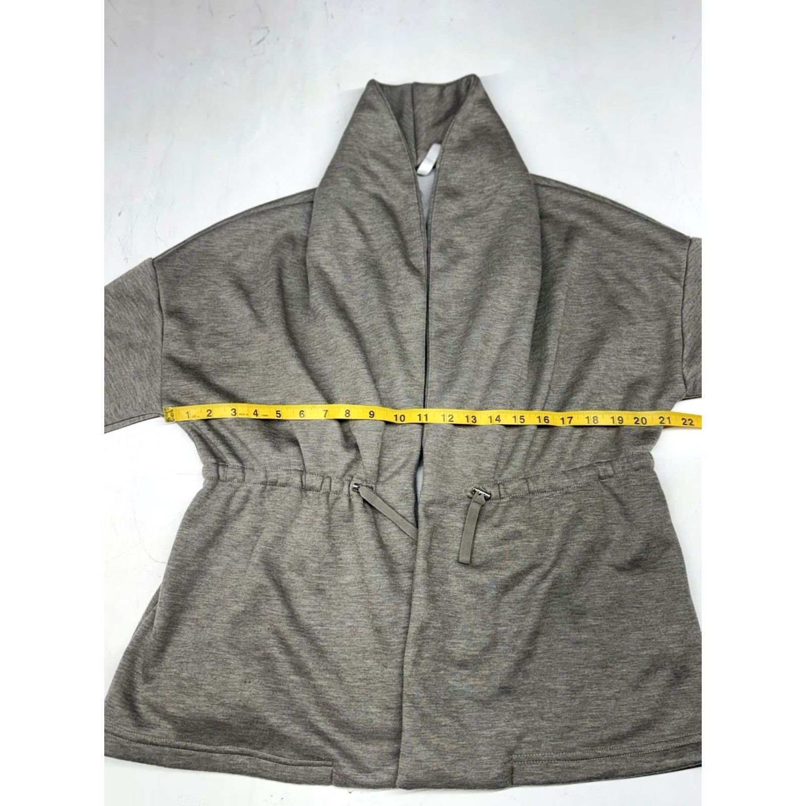 Fabletics VINTAGE Fabletics Athleisure Oversized Shawl Cardigan Sweater Cinch Gray Size Medium Size M / US 6-8 / IT 42-44 - 3 Thumbnail