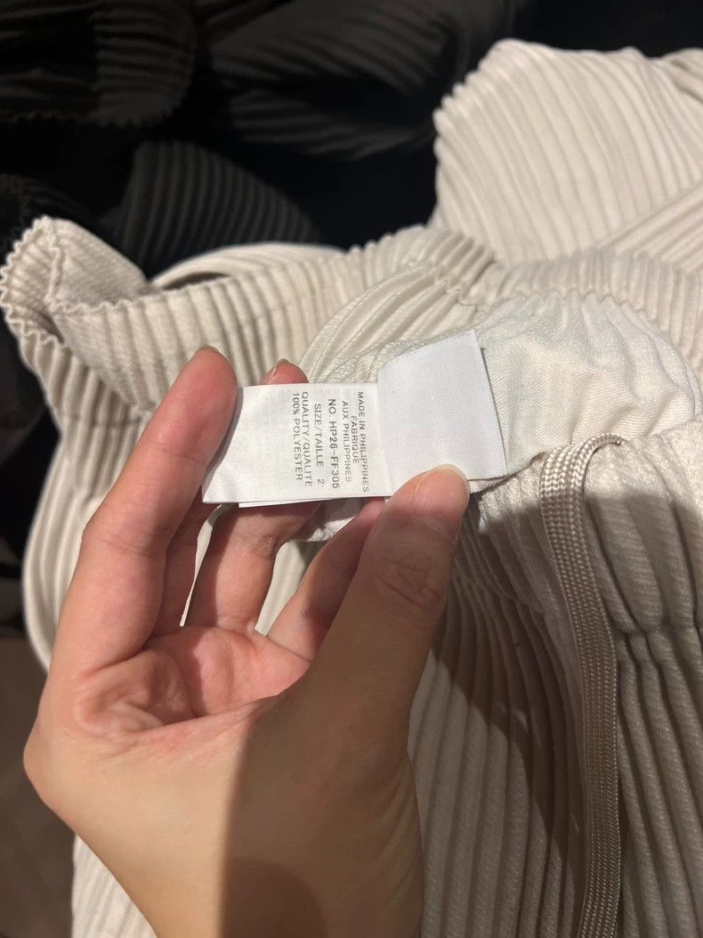 Issey Miyake Issey Miyake Beige trousers Size 25" / US 0 / IT 36 - 3 Thumbnail