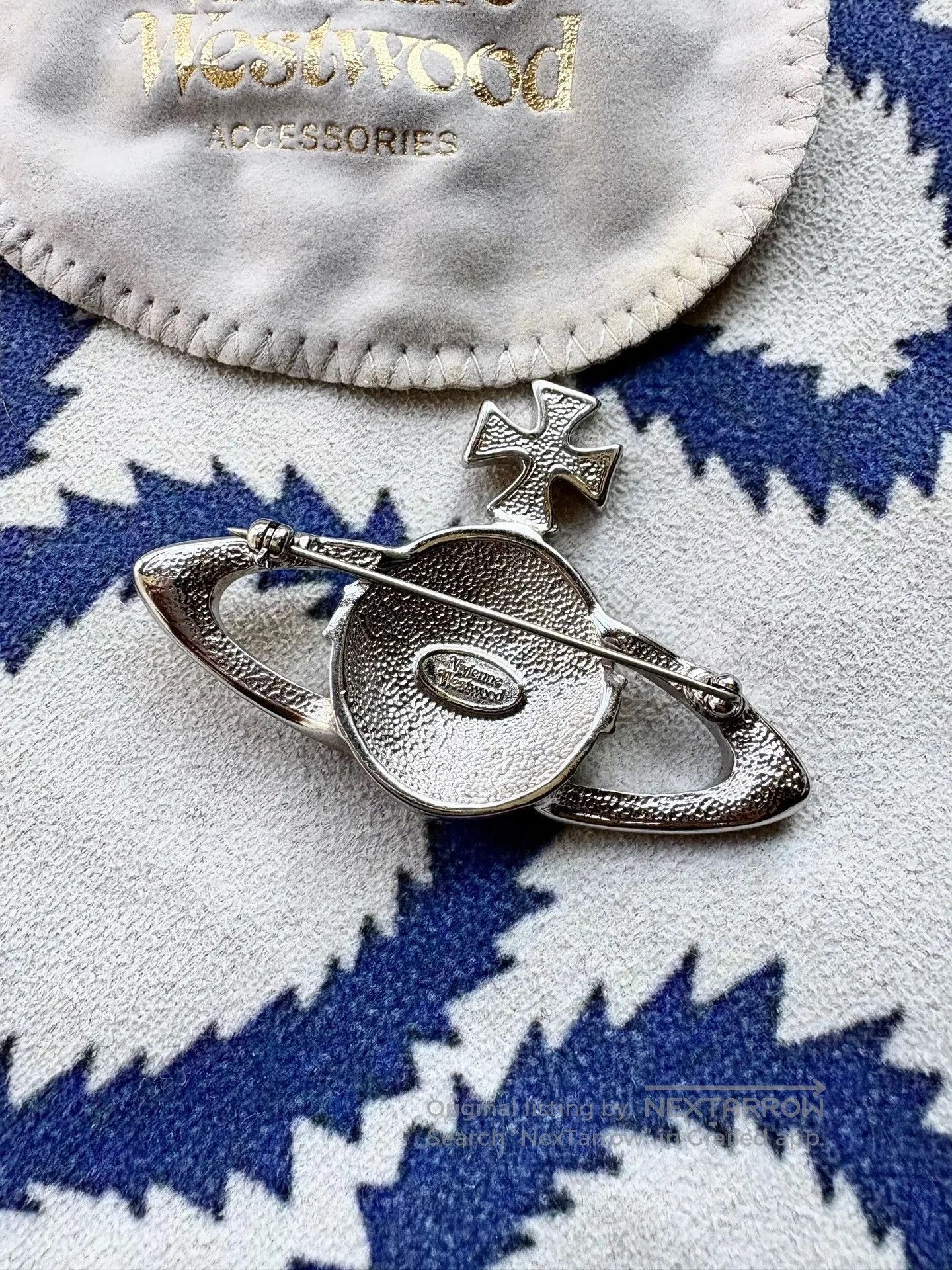 Vivienne Westwood Vivienne Westwood Vintage Silver Saturn Brooch. Size ONE SIZE - 3 Thumbnail