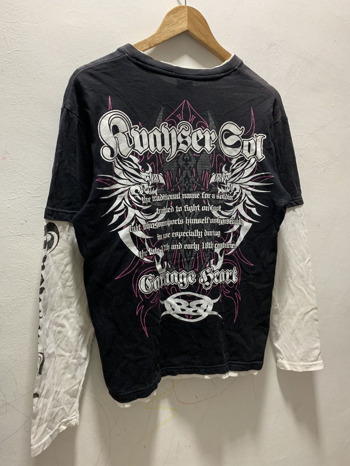 If Six Was Nine Beaumere Guardian Gae Bold Dragon poem Distressed Shirt Size US M / EU 48-50 / 2 - 14 Thumbnail