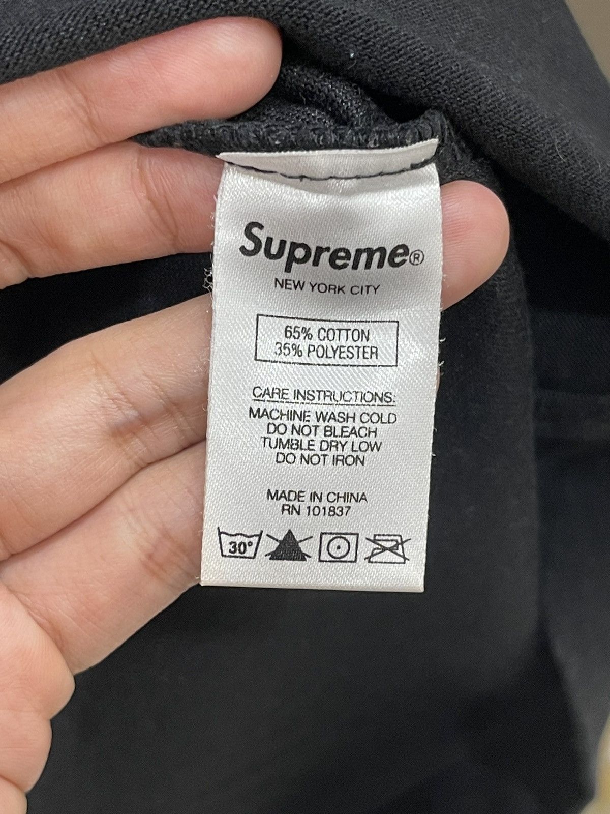 Supreme Supreme Chenille Arc Logo S/S Top Black Size US L / EU 52-54 / 3 - 4 Thumbnail
