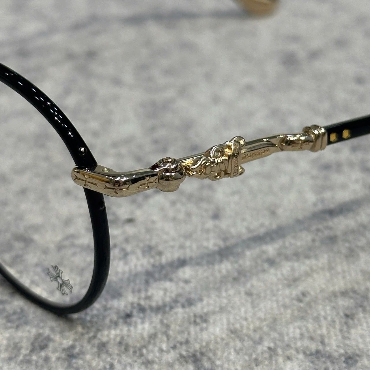 CHROME HEARTS FIRKIN BLACK/GOLD PLATED