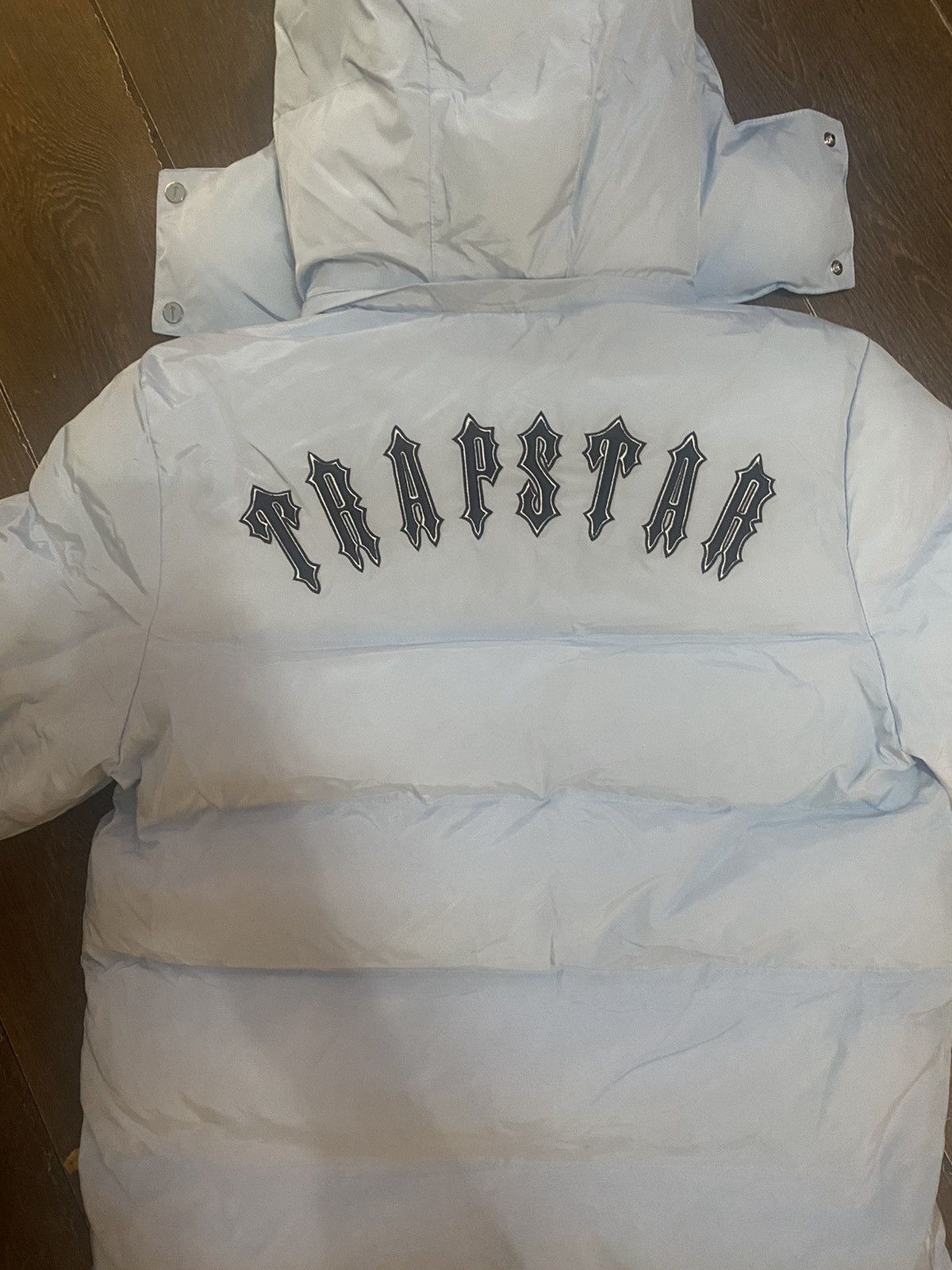 Buy Trapstar Windbreaker Flying Birds | Plugstationuk