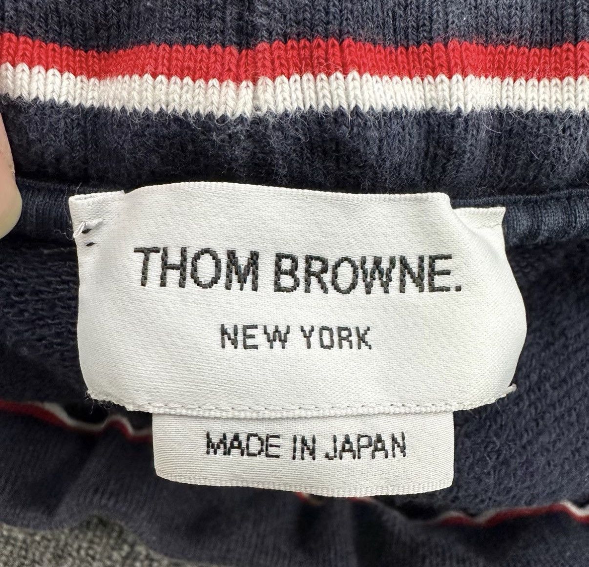 Thom Browne THOM BROWNE Navy Blue Classic 4-Stripe Casual Shorts K12 Size US 30 / EU 46 - 4 Thumbnail