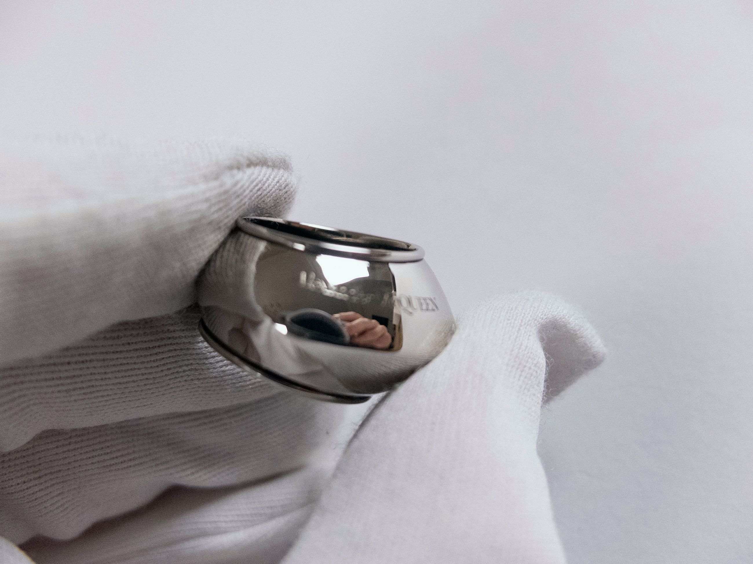 Alexander McQueen ALEXANDER MCQUEEN Gaze silver tone metal ring 19 / 9 q Size ONE SIZE - 8 Thumbnail
