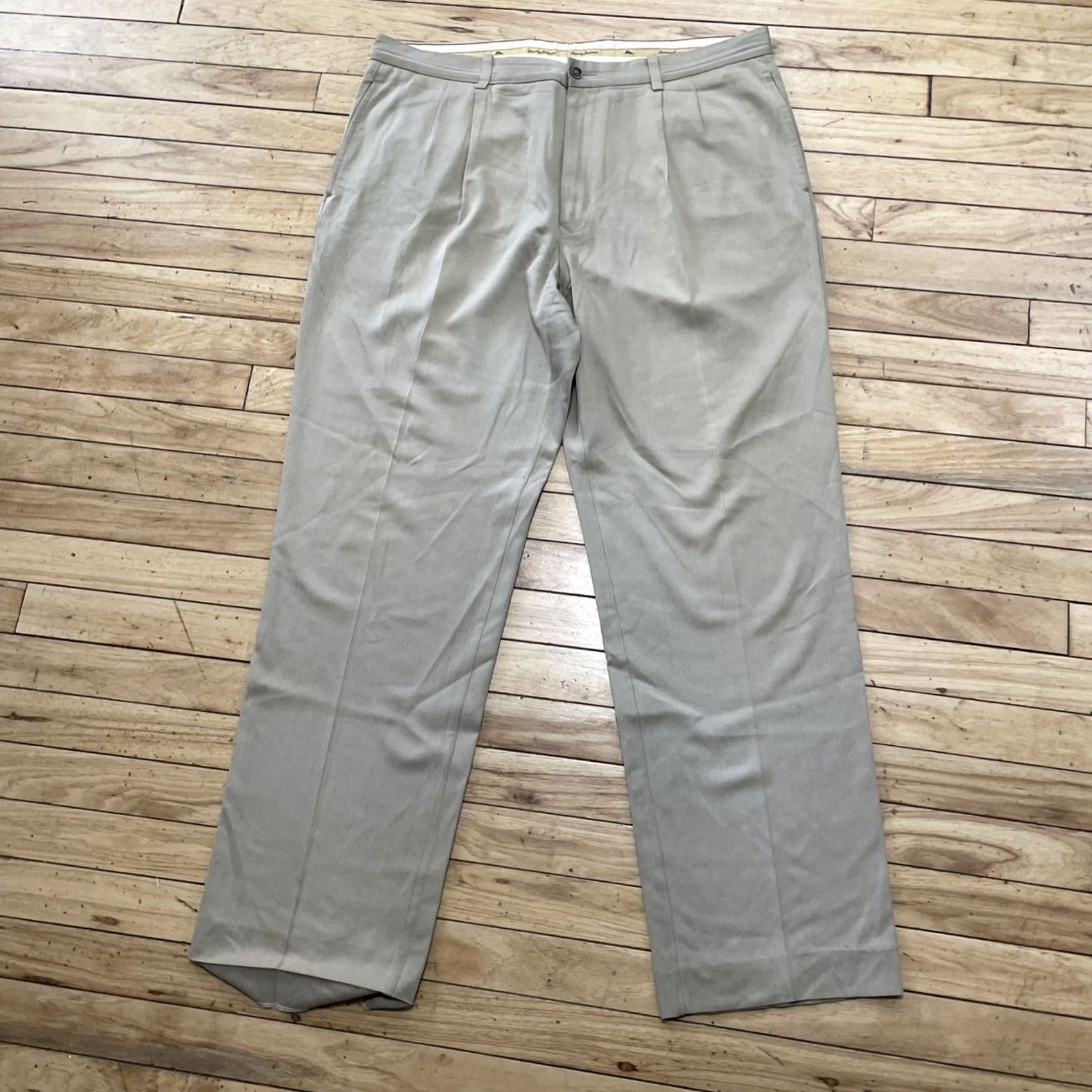 Tommy Bahama Tommy Bahama Pants Men 38x32 Silk Sand Pleat High Relax Trouser Grunge Size US 38 / EU 54 - 3 Thumbnail