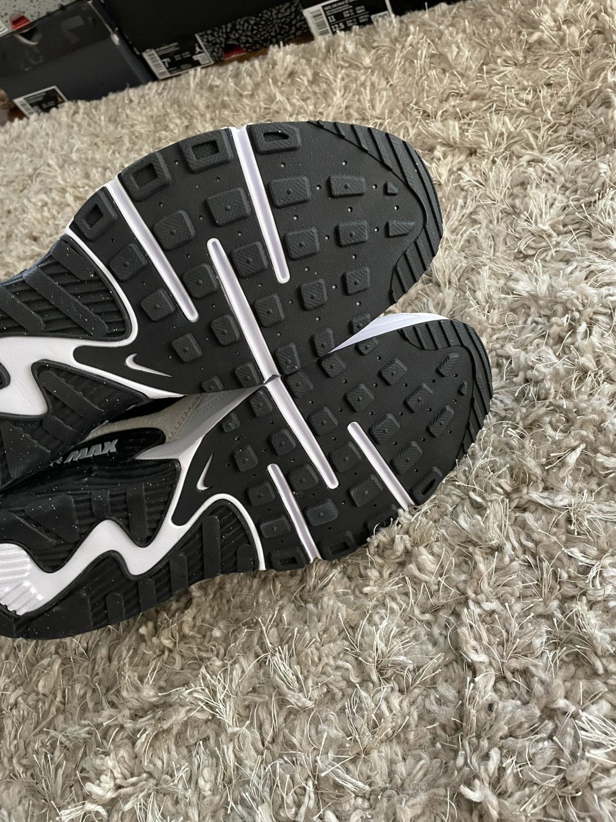 Nike Nike Air Max Excee White Black Size US 10.5 / EU 43-44 - 11 Thumbnail