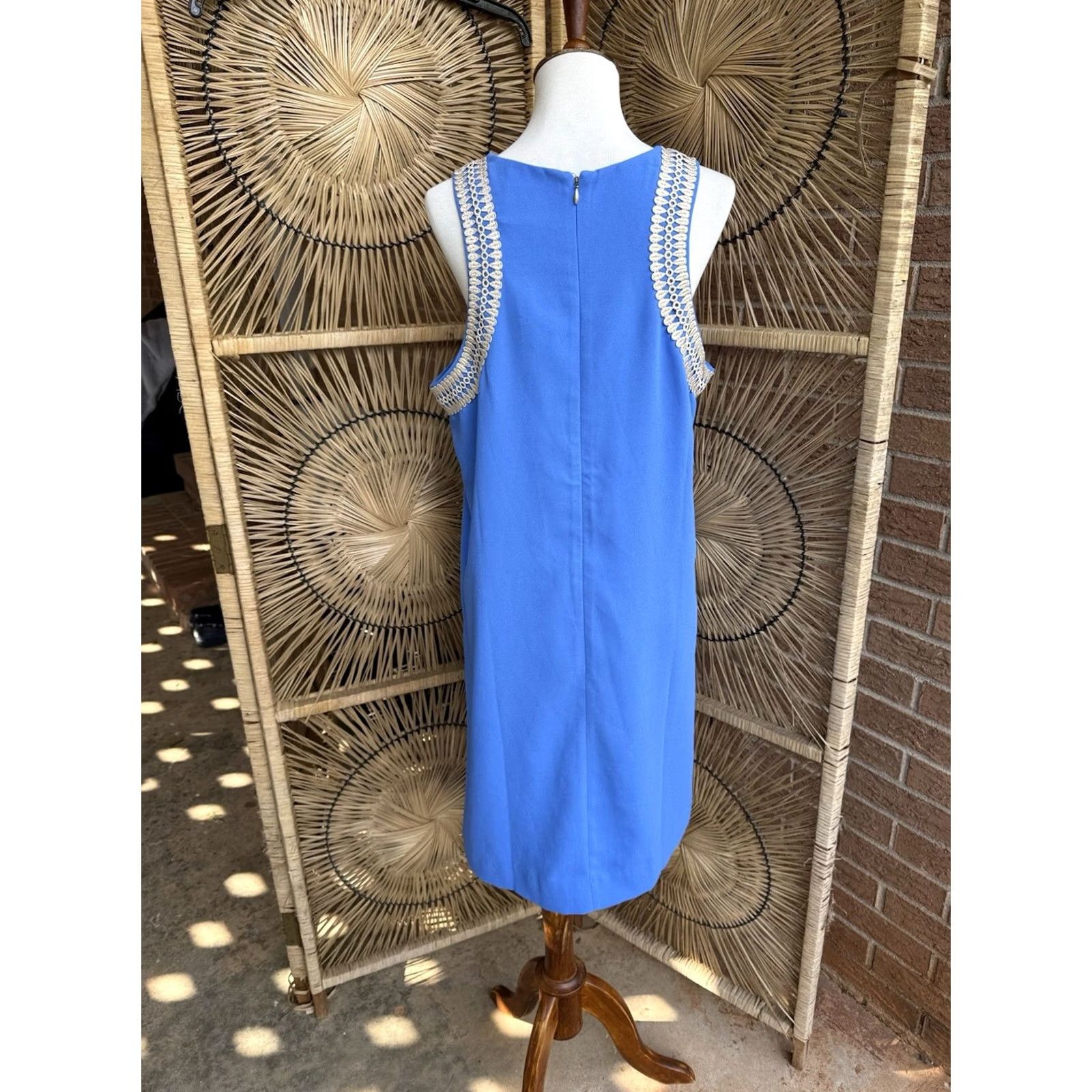 Lilly Pulitzer Lilly Pulitzer Amayah Soft Shift Dress Blue Tang Womens Dress 10 Blue Sleeveless Short Polyester 198 Size L / US 10 / IT 46 - 3 Thumbnail