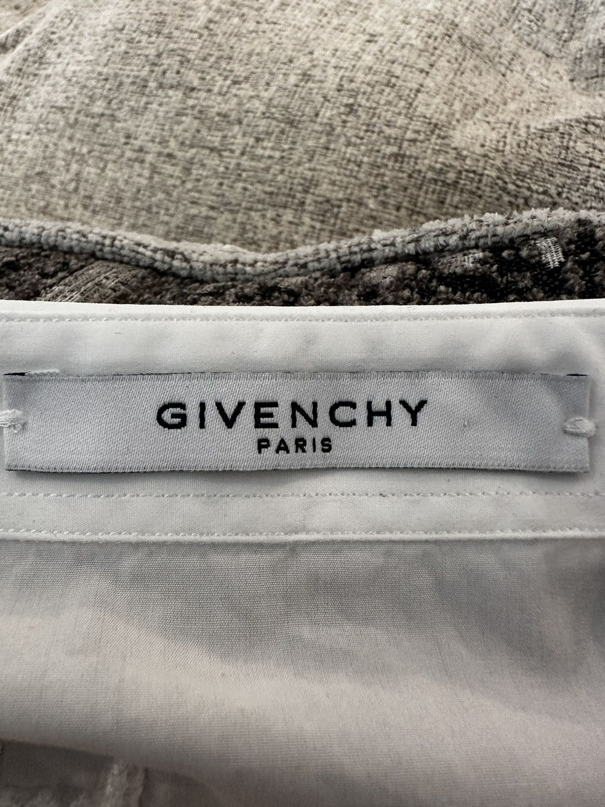 Givenchy Givenchy Barbed Wire Embroidered Collar Size US M / EU 48-50 / 2 - 6 Thumbnail