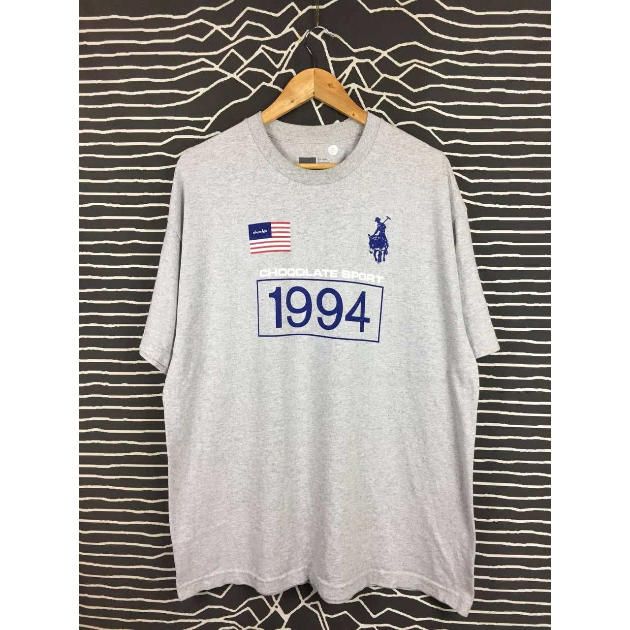 Chocolate × Vintage Chocolate Skateboard Chocolate Sport Inspired Polo Sport Tee Size US XL / EU 56 / 4 - 1 Thumbnail