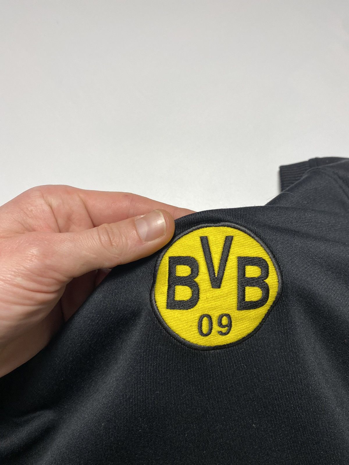 Nike × Vintage Vintage Nike Bvb Borussia central logo soccer sweatshirt Size US S / EU 44-46 / 1 - 6 Thumbnail