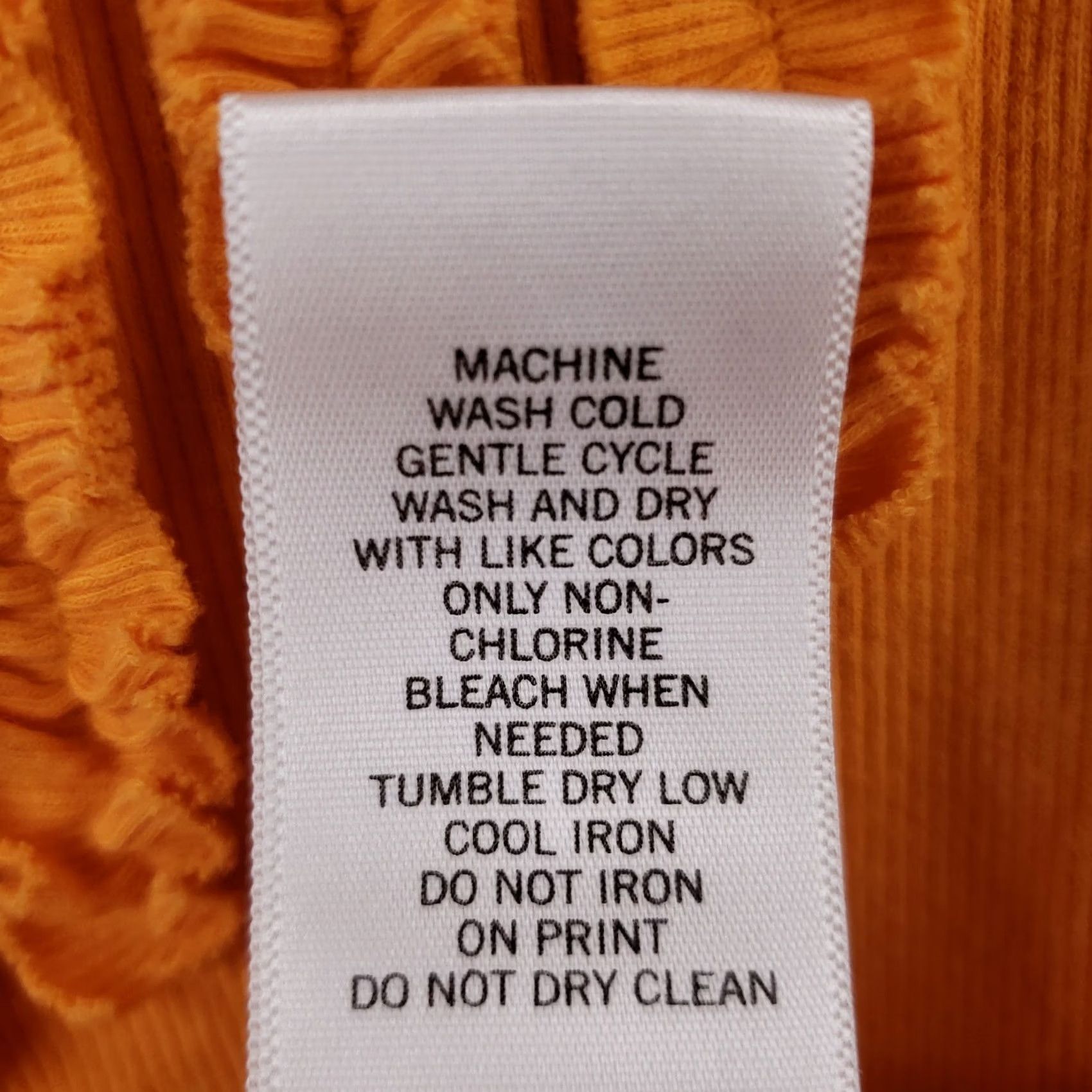 Banana Republic Banana Republic Tank Top Womens XS Orange Camisole Ruffled Sleeveless Stretch Zip Collarless Scoop Neck Casual Tank 90s Womens Size XS / US 0-2 / IT 36-38 - 5 Thumbnail