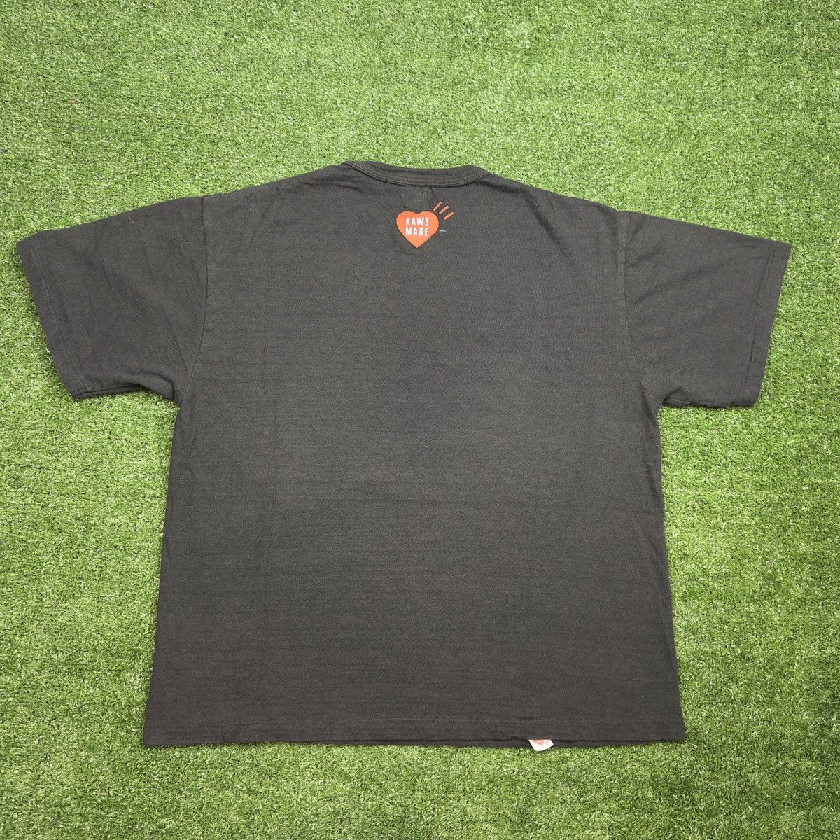 Human Made × Kaws Human Made Kaws "Kaws Made" #1 TShirt XXL Size US XXL / EU 58 / 5 - 2 Thumbnail