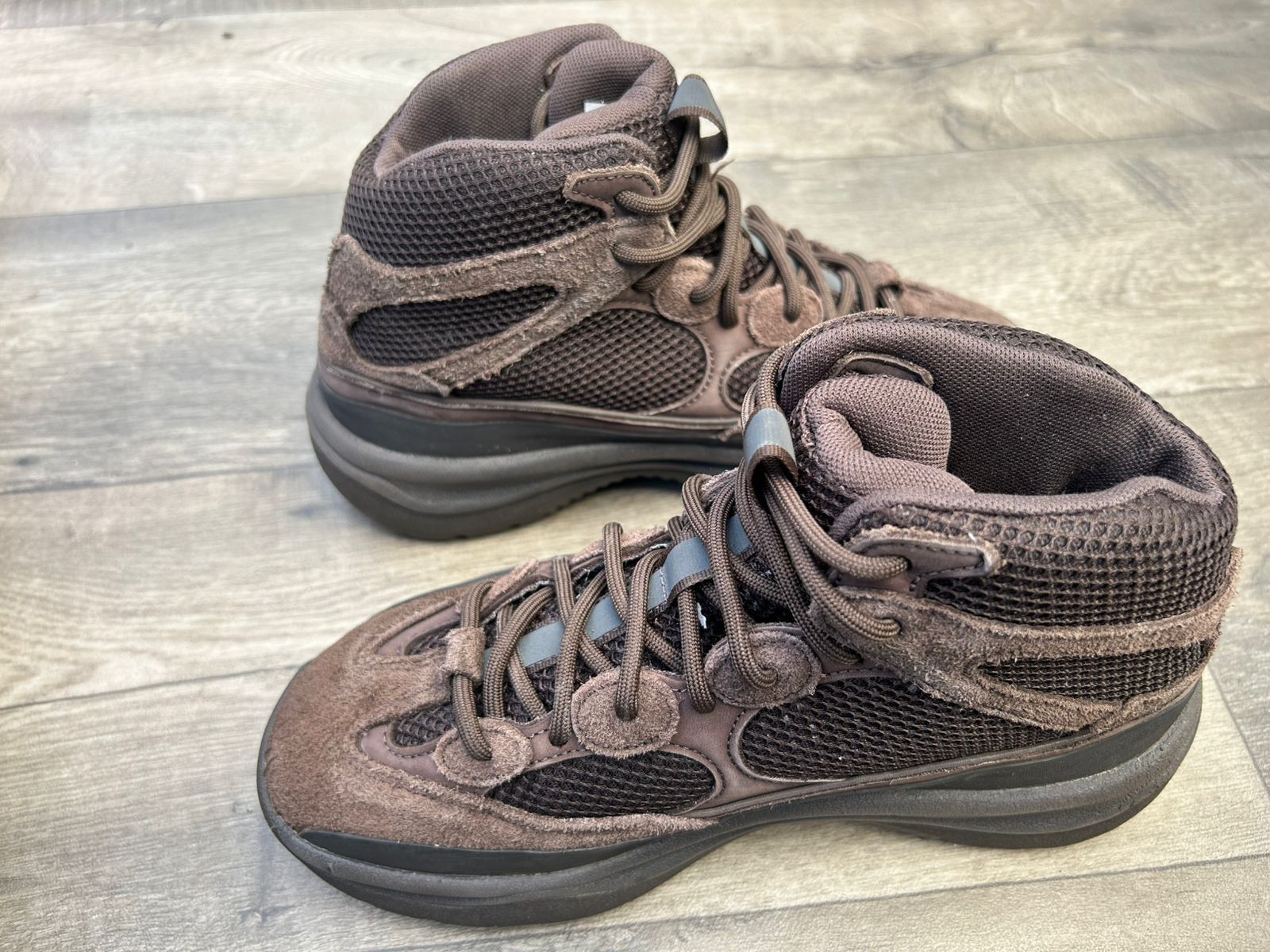 Adidas Adidas Yeezy Desert Boots Sz 8 UK Size US 9 / EU 42 - 2 Thumbnail
