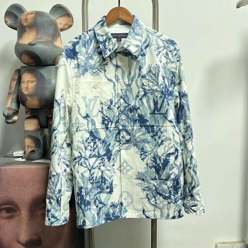 Louis Vuitton Louis Vuitton Full print seaweed shirt jacket 2504-Nextarro Size US S / EU 44-46 / 1 - 1 Thumbnail