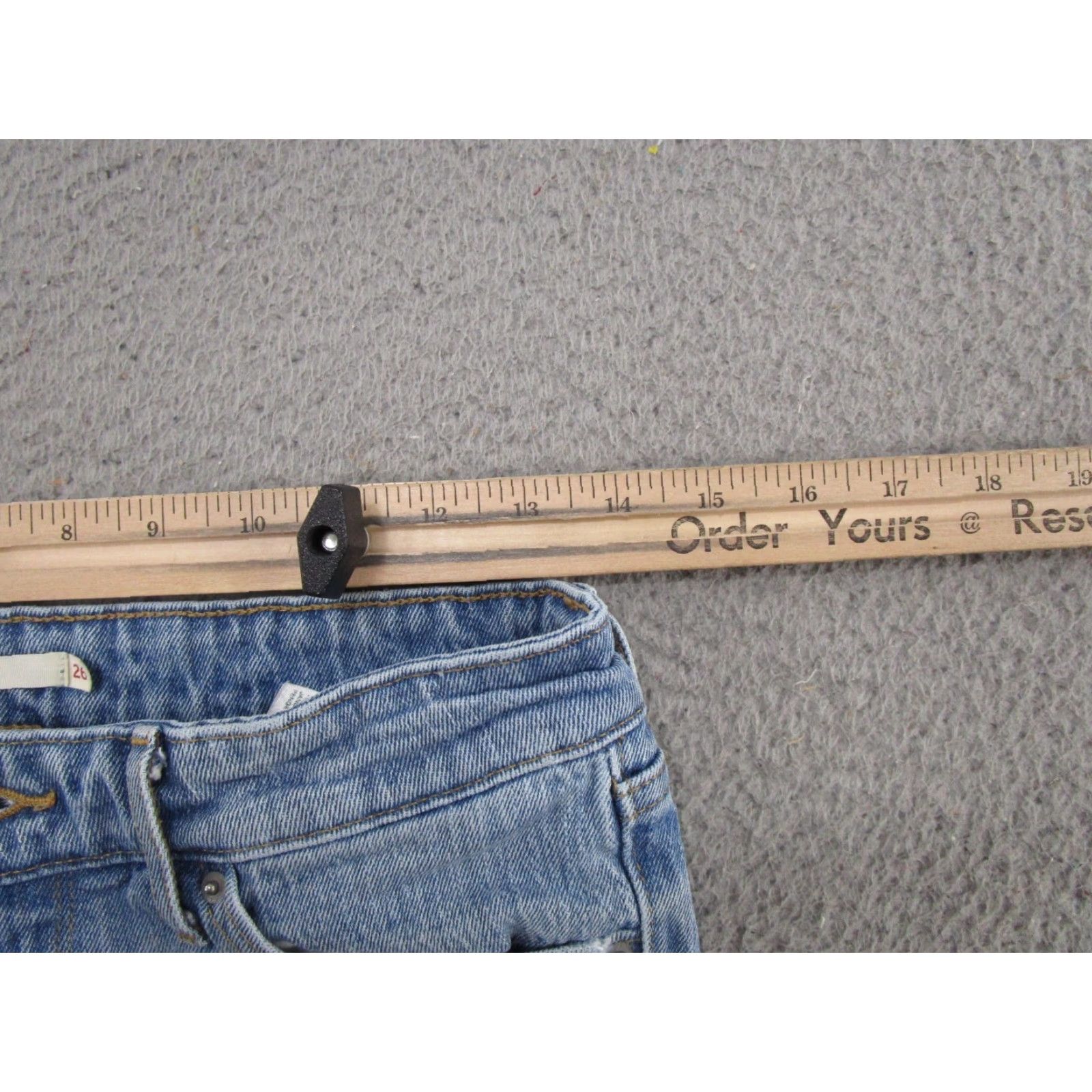 Levi's Levi's 711 Skinny Denim Jeans Size 26 Medium Blue Stretch Distressed Women Size 26" / US 2 / IT 38 - 7 Thumbnail