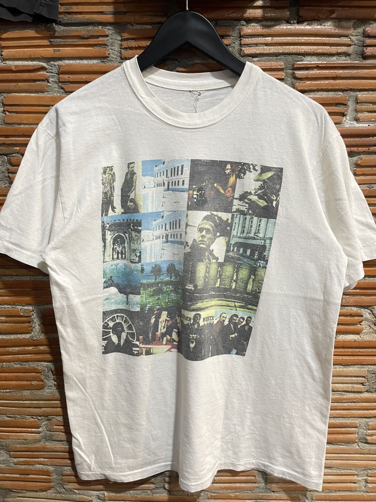 Band Tees Rare Vintage U2 "Zoo TV Tour" Achtung Baby Band T-Shirt Size US M / EU 48-50 / 2 - 1 Thumbnail