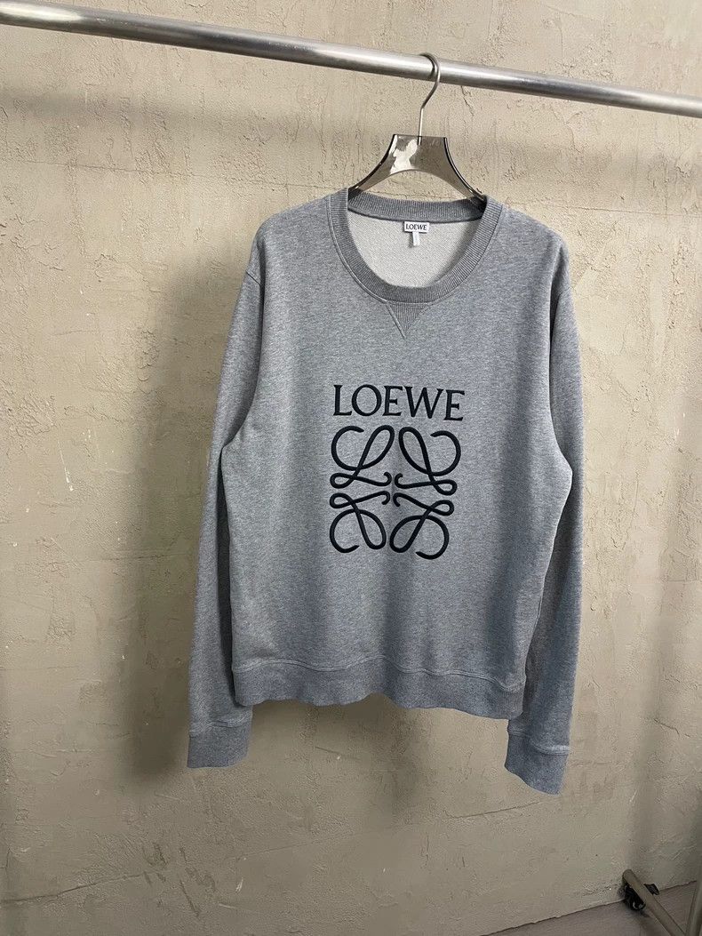 Other LOEWE Gray embroidered large Logo round neck sweater Size XL / US 12-14 / IT 48-50 - 1 Thumbnail