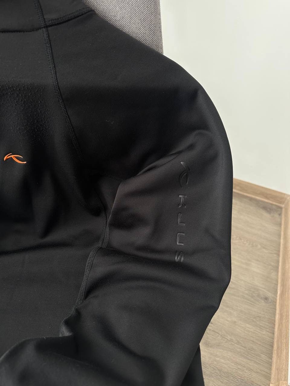 KJUS × Vintage Vintage Kjus Outdoor Black Big Logo Zip Hoodie Size US S / EU 44-46 / 1 - 17 Thumbnail