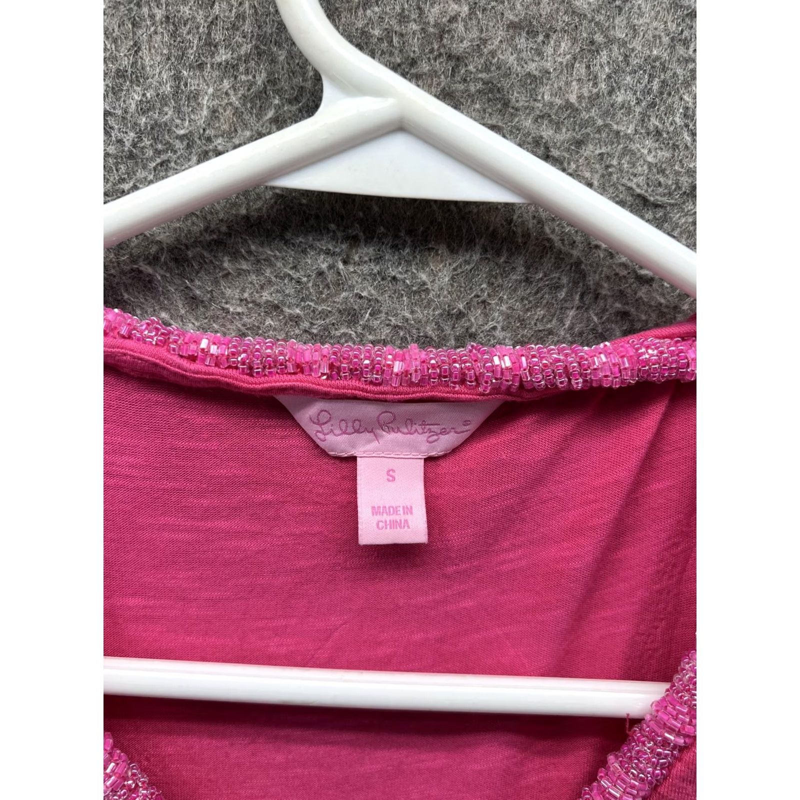 Lilly Pulitzer Lilly Pulitzer Tank Womens Small Beaded Scoop Neck Sleeveless Jersey Pink Tank Top Womens Small Beaded Scoop Neck Sleeveless Jersey Pink Size S / US 4 / IT 40 - 4 Thumbnail