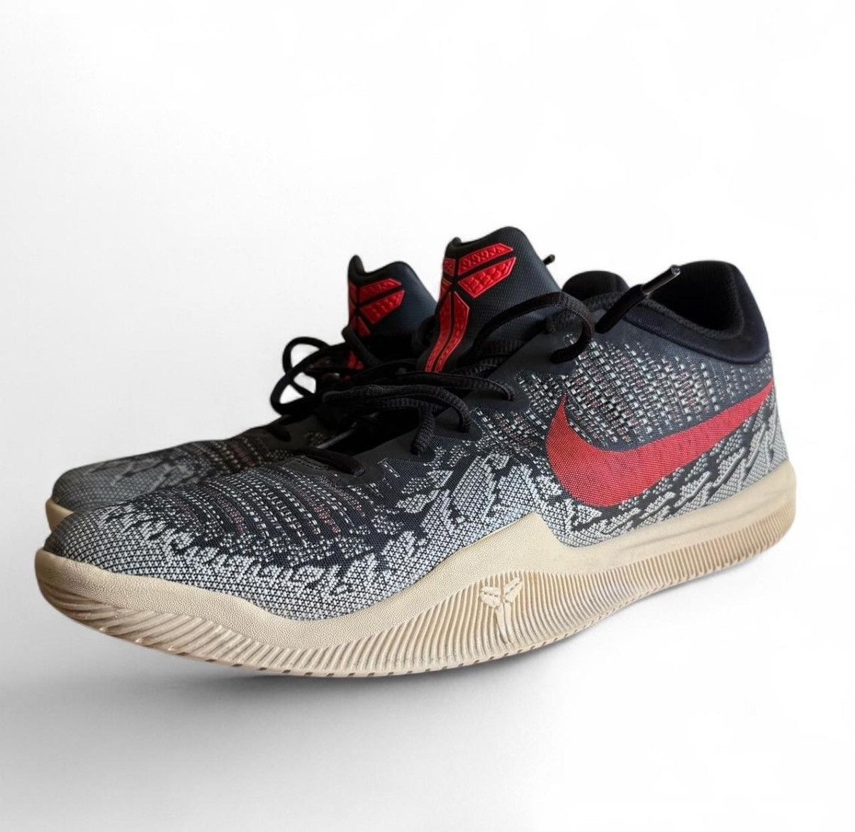 Nike Kobe Mamba Rage Bright Crimson Size US 11 / EU 44 - 1 Thumbnail