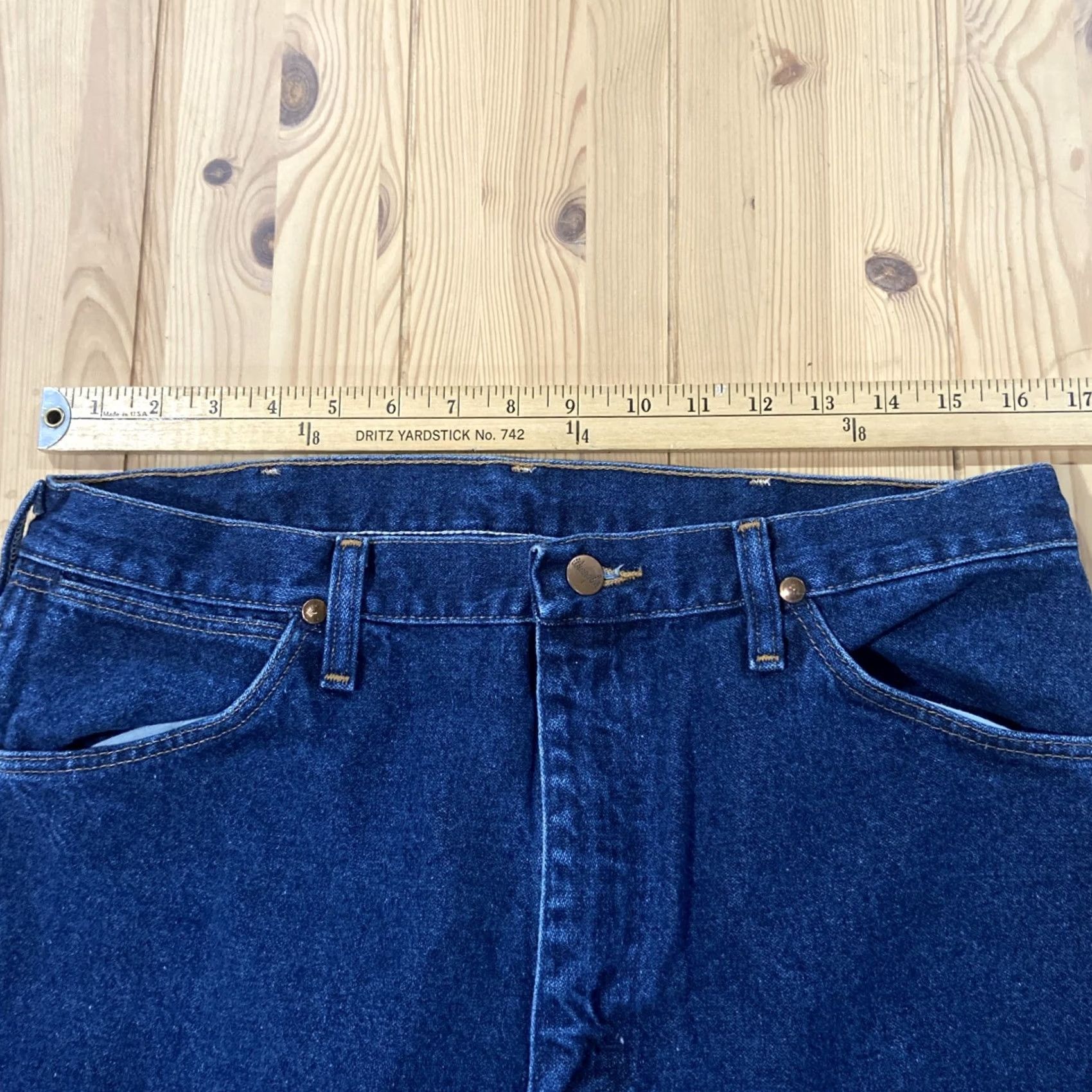 Wrangler VINTAGE Wrangler Jeans 13MWZ Made in USA Bootcut Tan Label XL 34x32 Men Blue Size US 34 / EU 50 - 7 Thumbnail