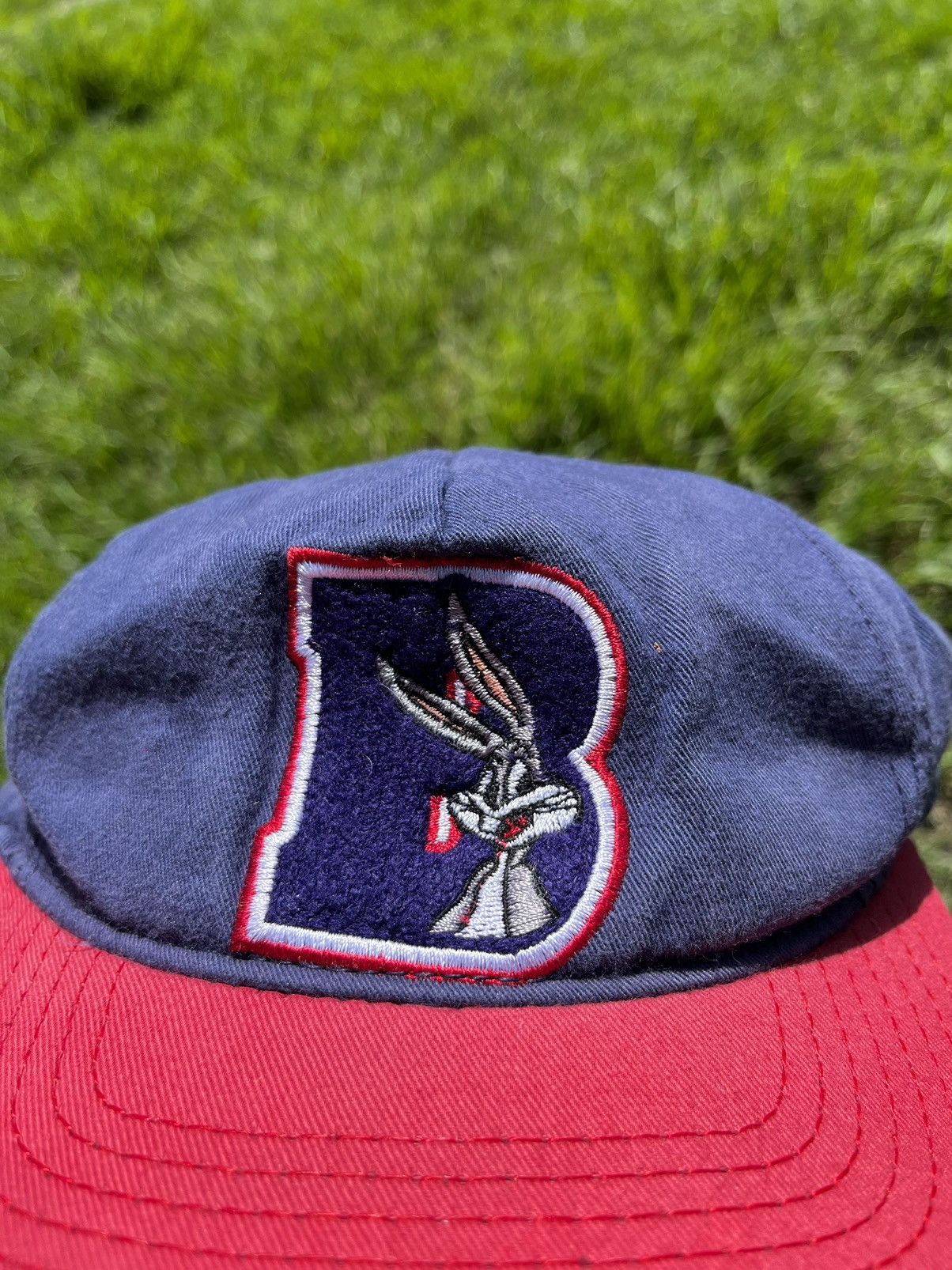 Cartoon Network Vintage Bugs Bunny Hat Size ONE SIZE - 2 Thumbnail
