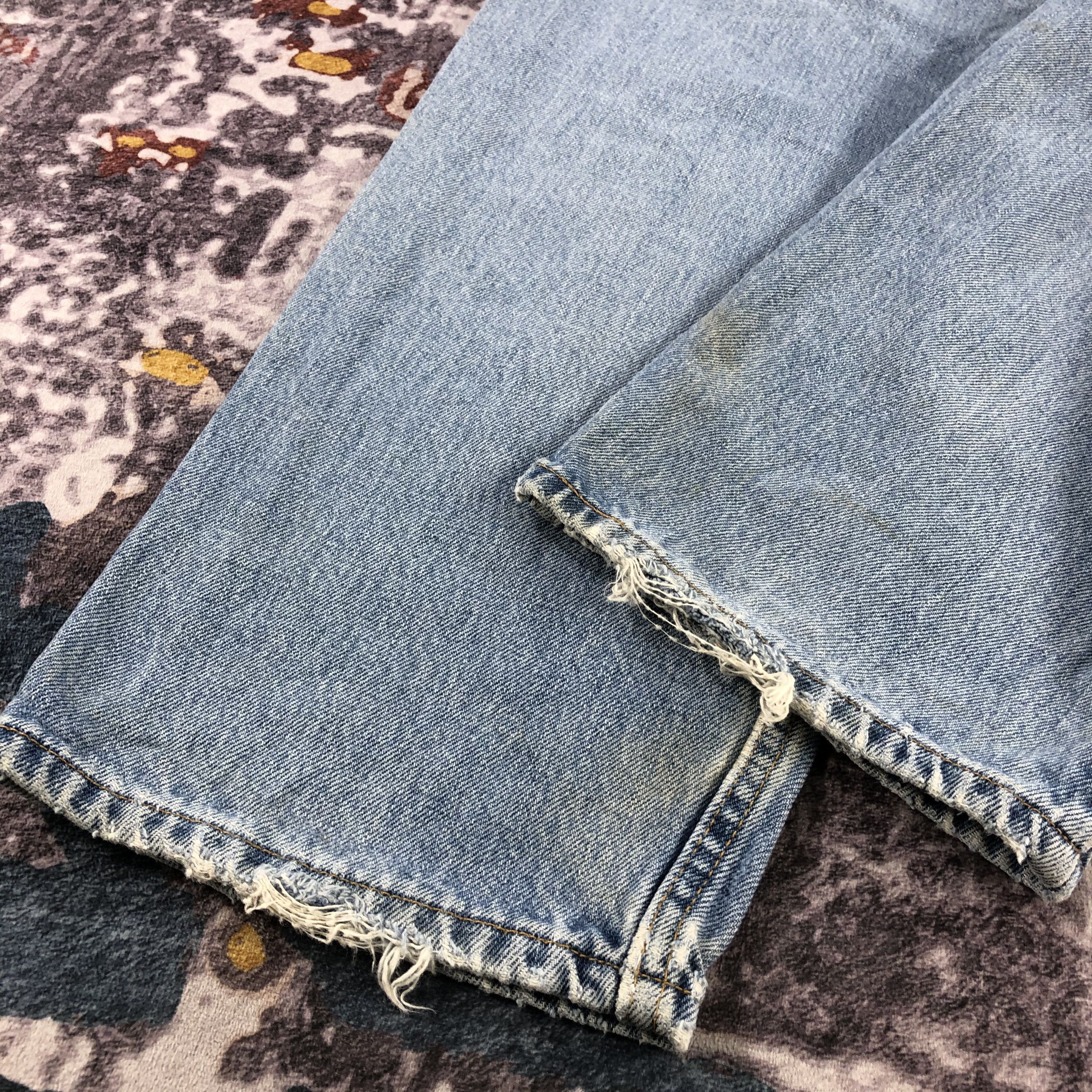 Levi's × Vintage Vintage Light Wash Levis 550 Jeans-JM3002 Size US 35 - 4 Thumbnail