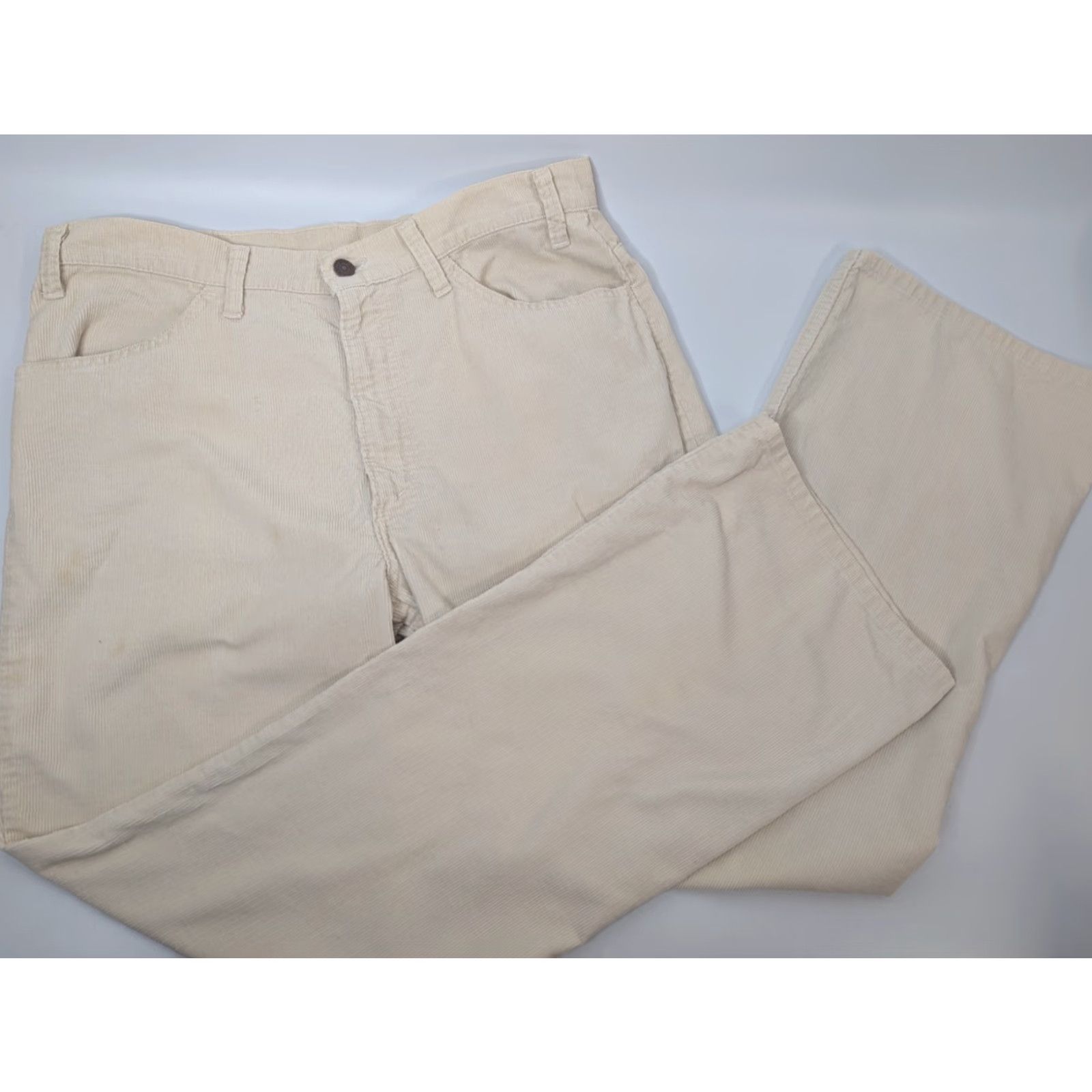 Levi's VINTAGE Levi's 646 Jeans Mens 34x32 Corduroy Bell Bottoms Western 70s Talon Size US 34 / EU 50 - 2 Thumbnail