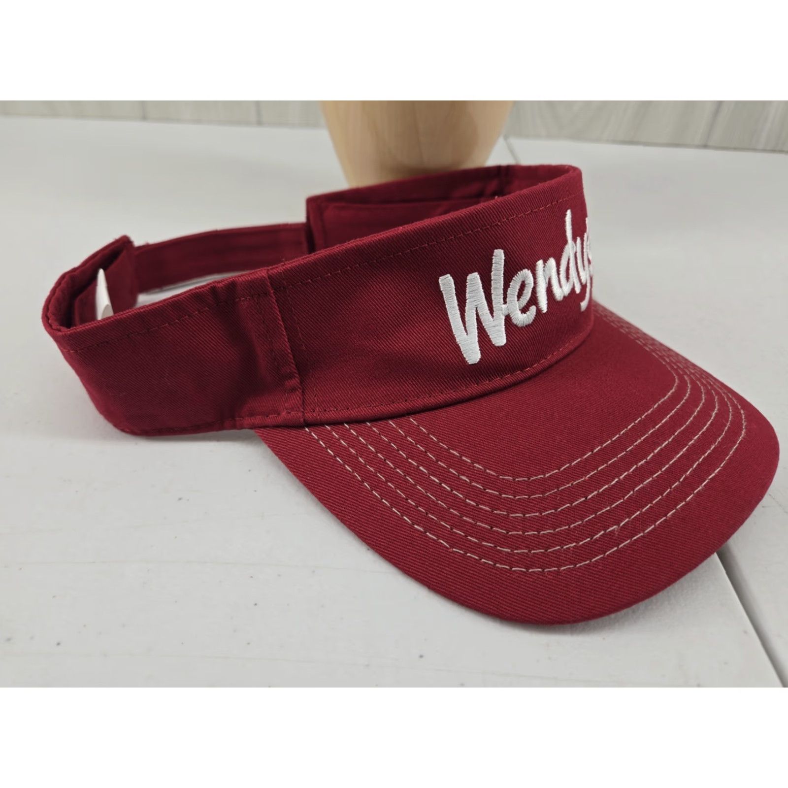 Vintage Wendy's Visor Cap Hat 100% Cotton Red Adjustable Unisex Adults Casual Size ONE SIZE - 3 Thumbnail