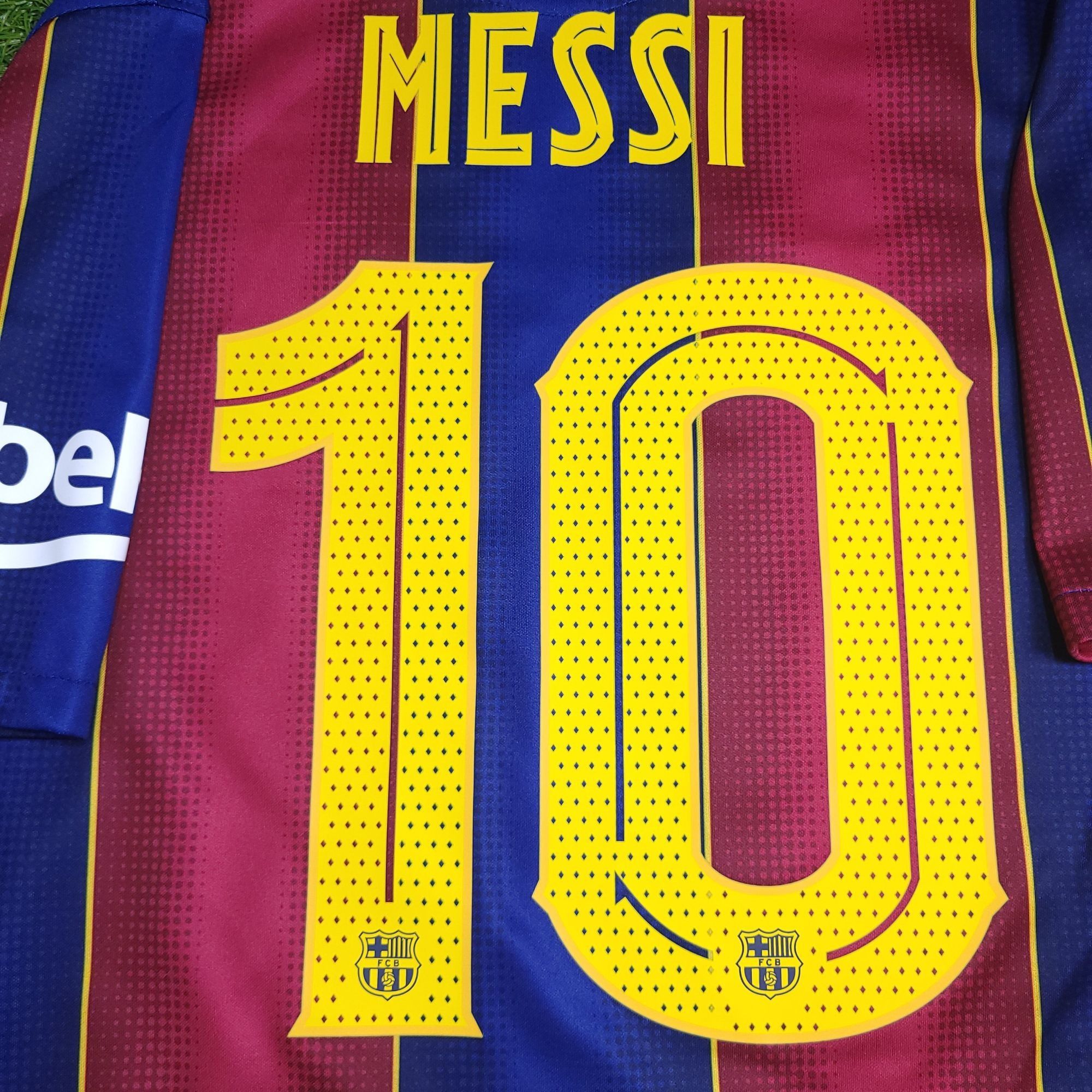 Nike Messi Barcelona 2020 2021 LAST SEASON Soccer Jersey M Size US M / EU 48-50 / 2 - 4 Thumbnail